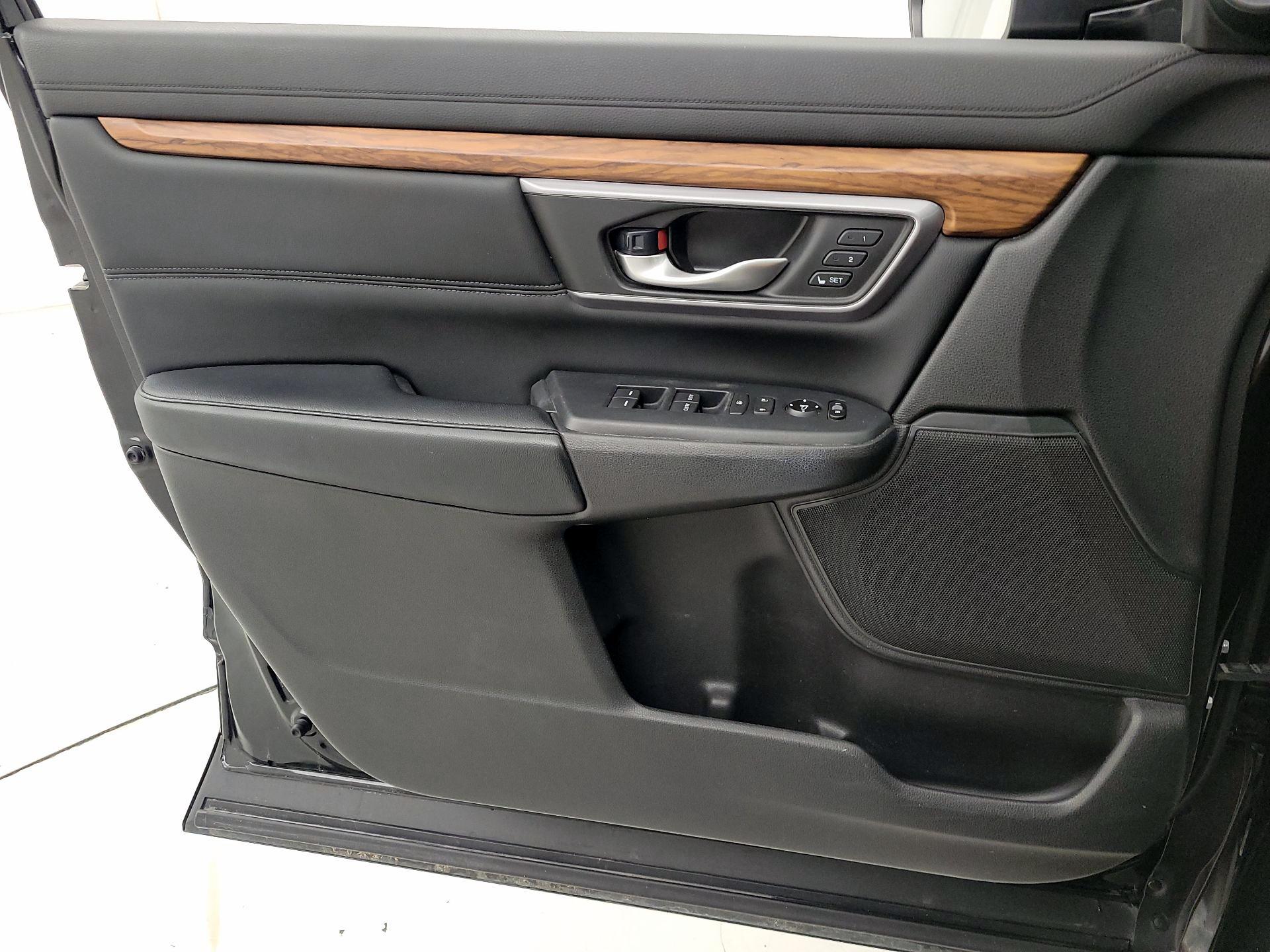 Thumbnail: 2017 Honda CR-V - 12