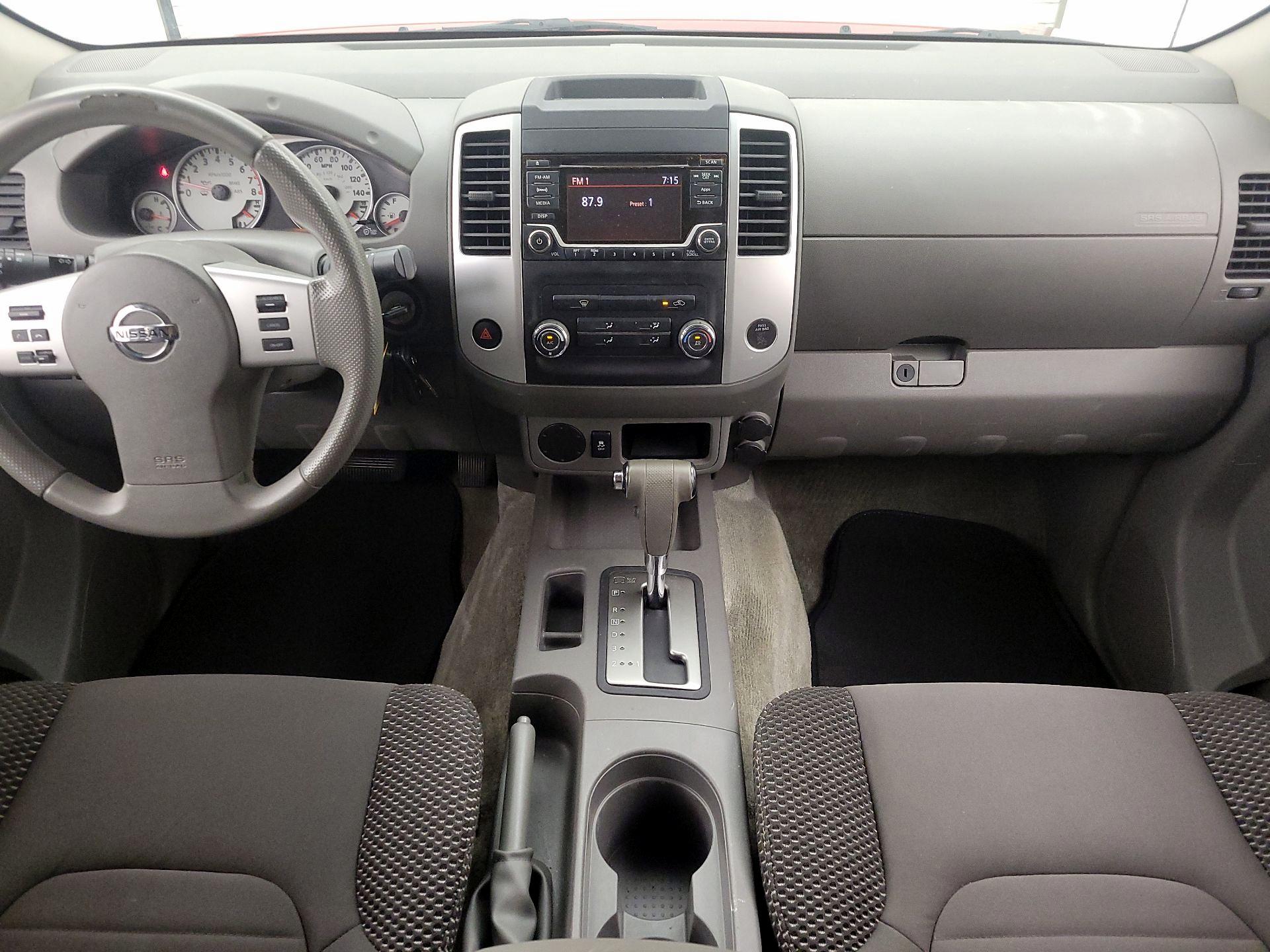 Thumbnail: 2015 Nissan Frontier - 9