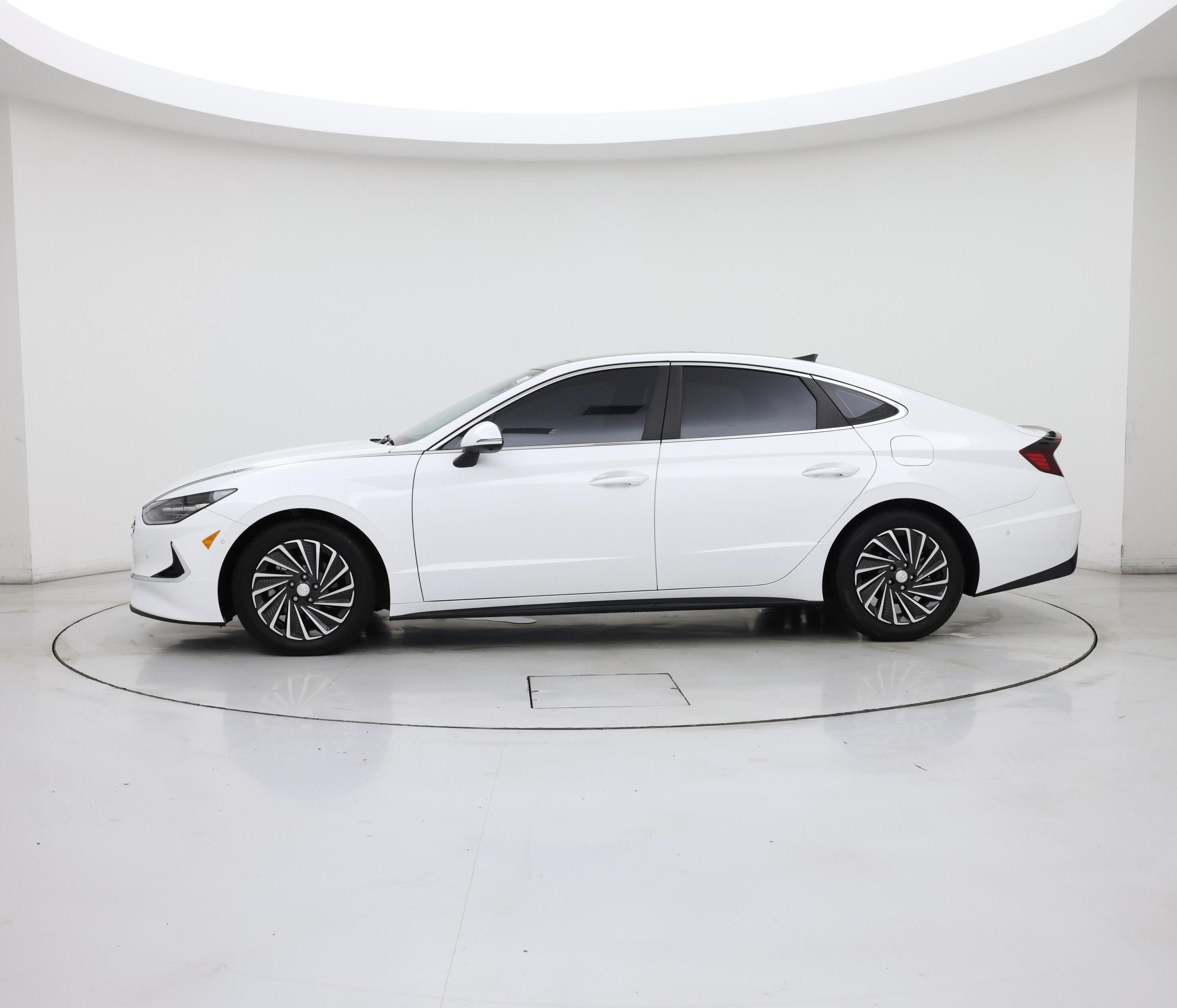 Thumbnail: 2023 Hyundai Sonata - 3