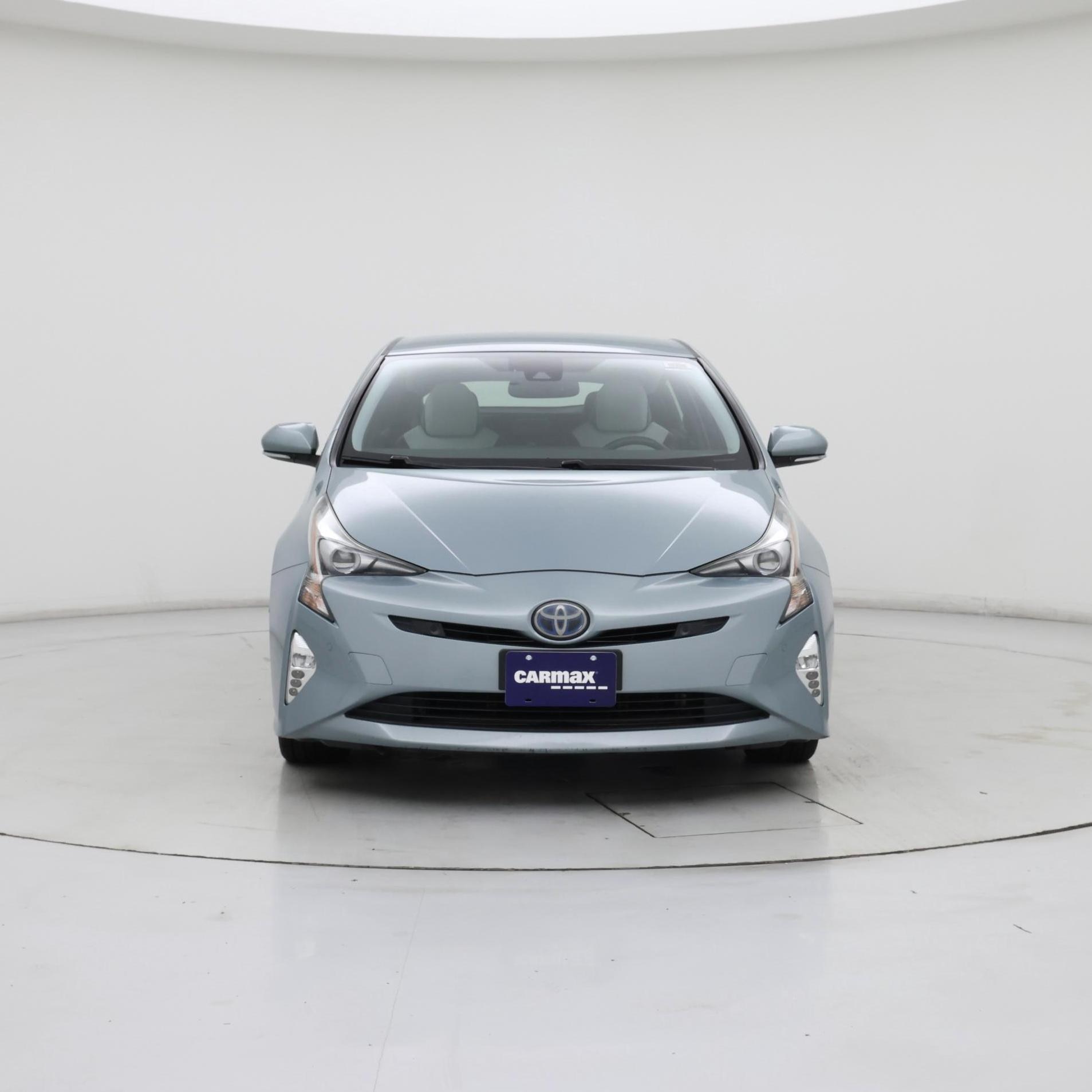 Thumbnail: 2017 Toyota Prius - 5