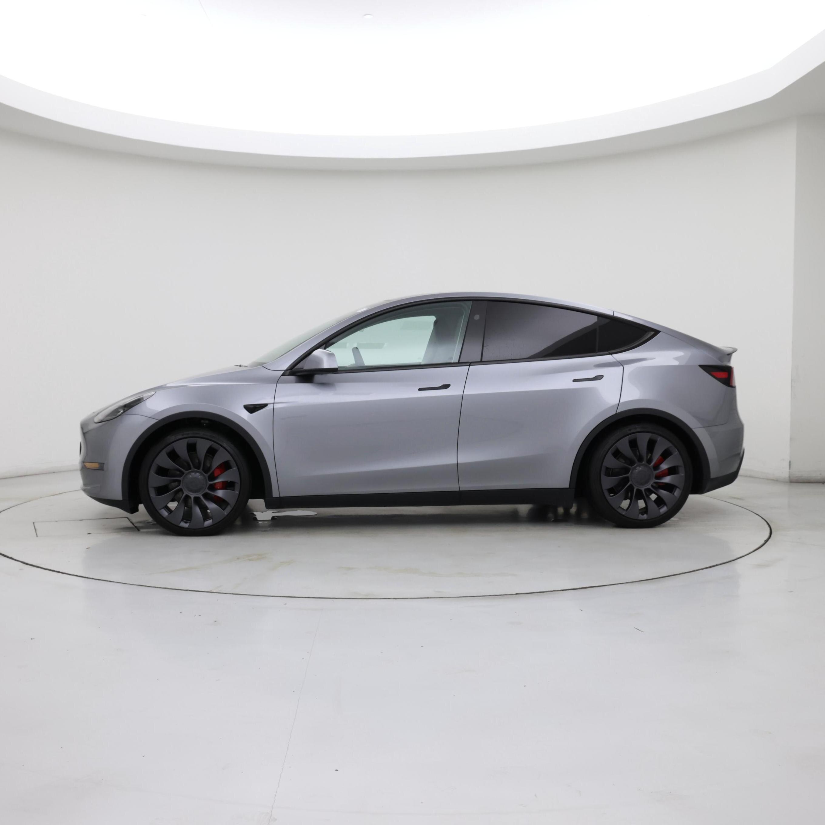 Thumbnail: 2024 Tesla Model Y - 3