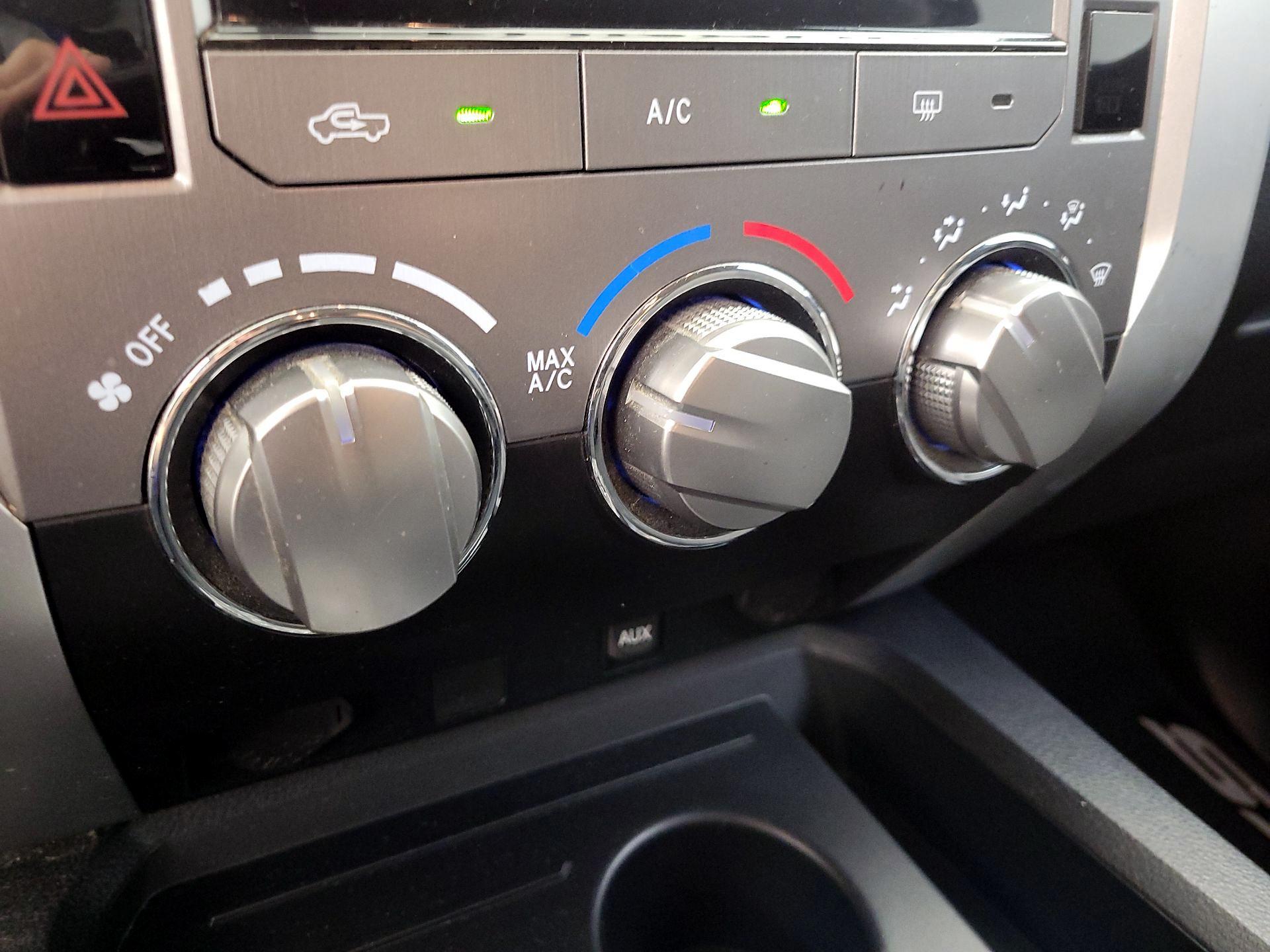 Thumbnail: 2016 Toyota Tundra - 17