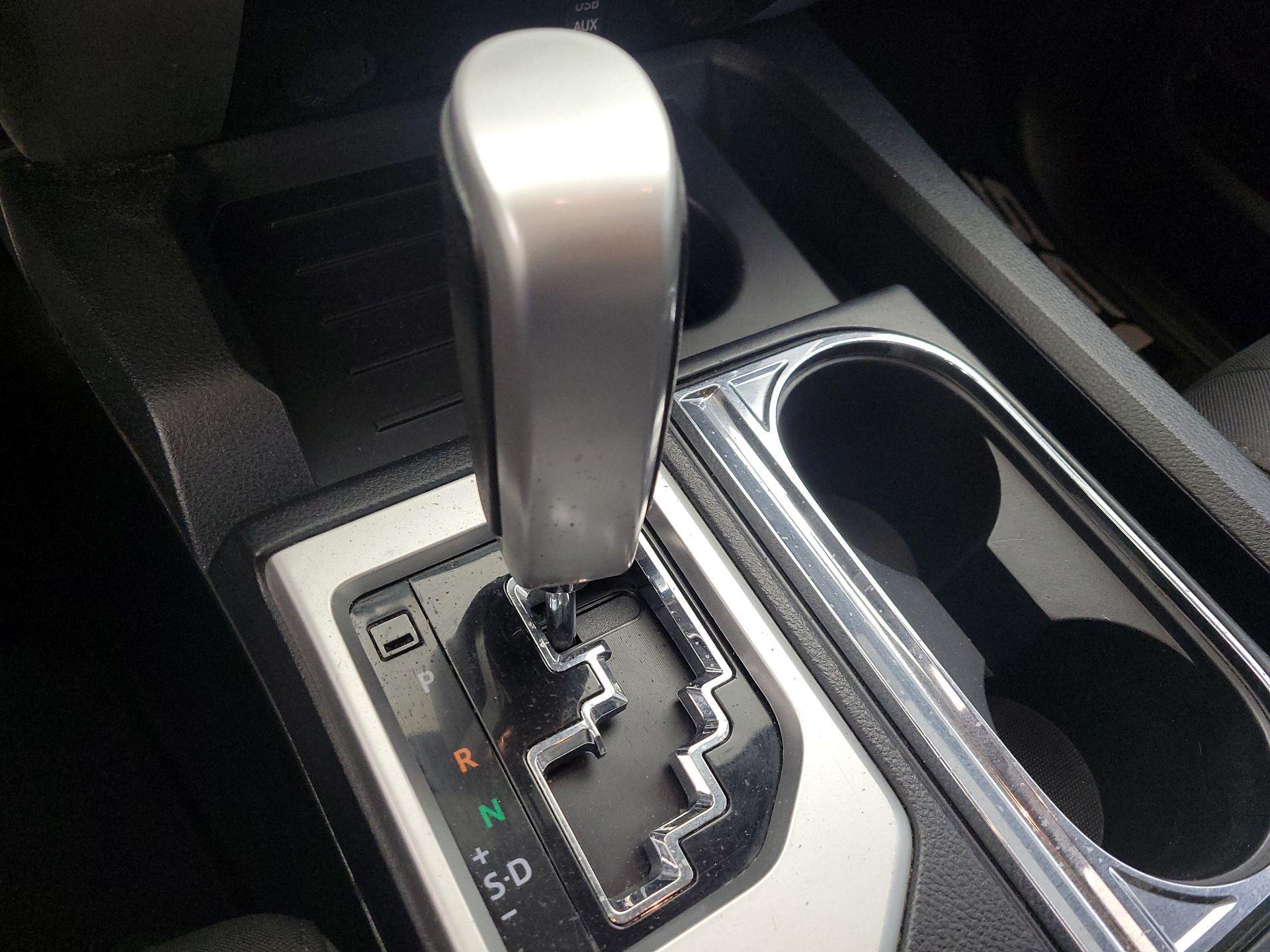 Thumbnail: 2016 Toyota Tundra - 18