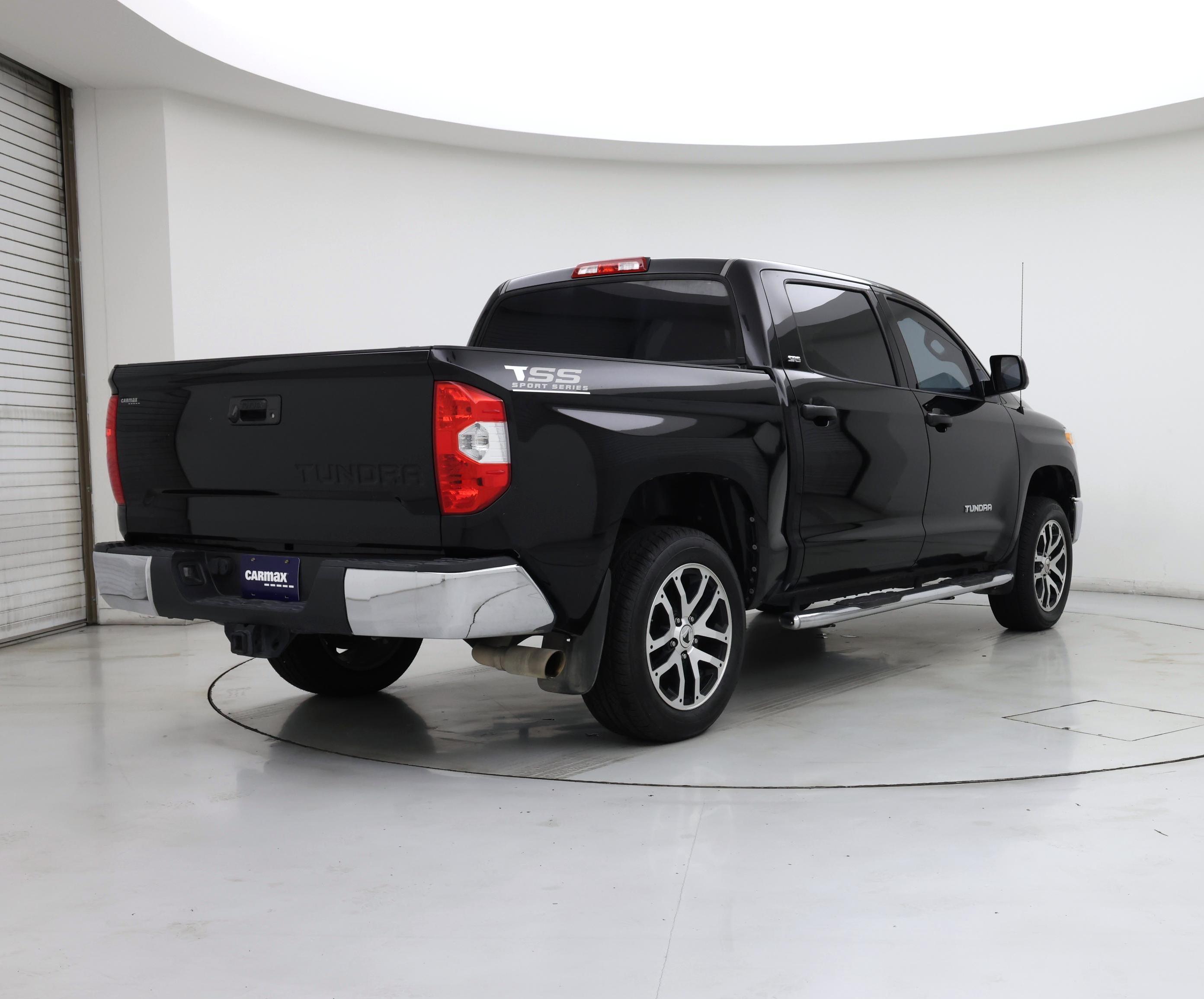 Thumbnail: 2016 Toyota Tundra - 8