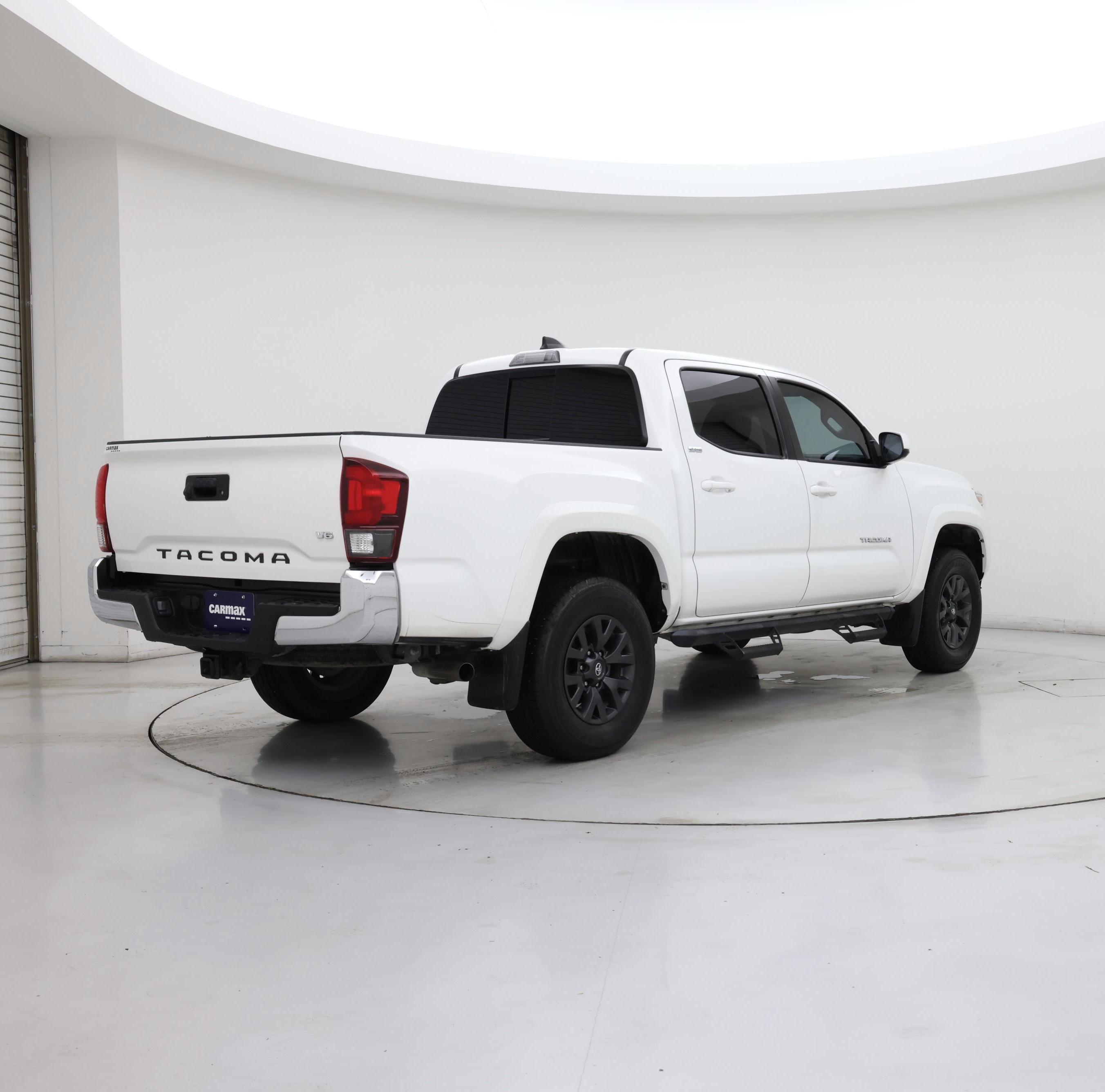 Thumbnail: 2023 Toyota Tacoma - 8