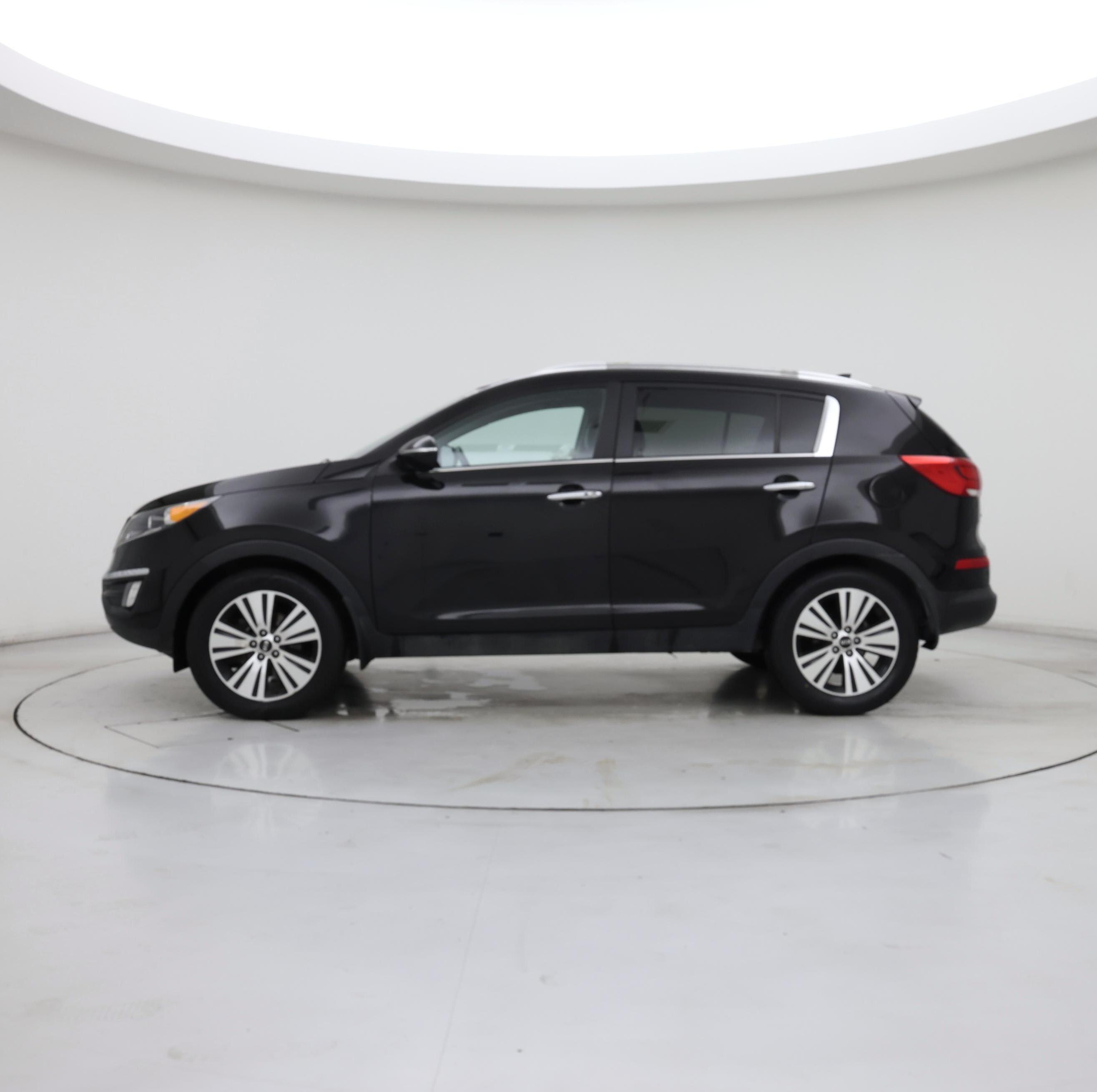 Thumbnail: 2014 Kia Sportage - 3