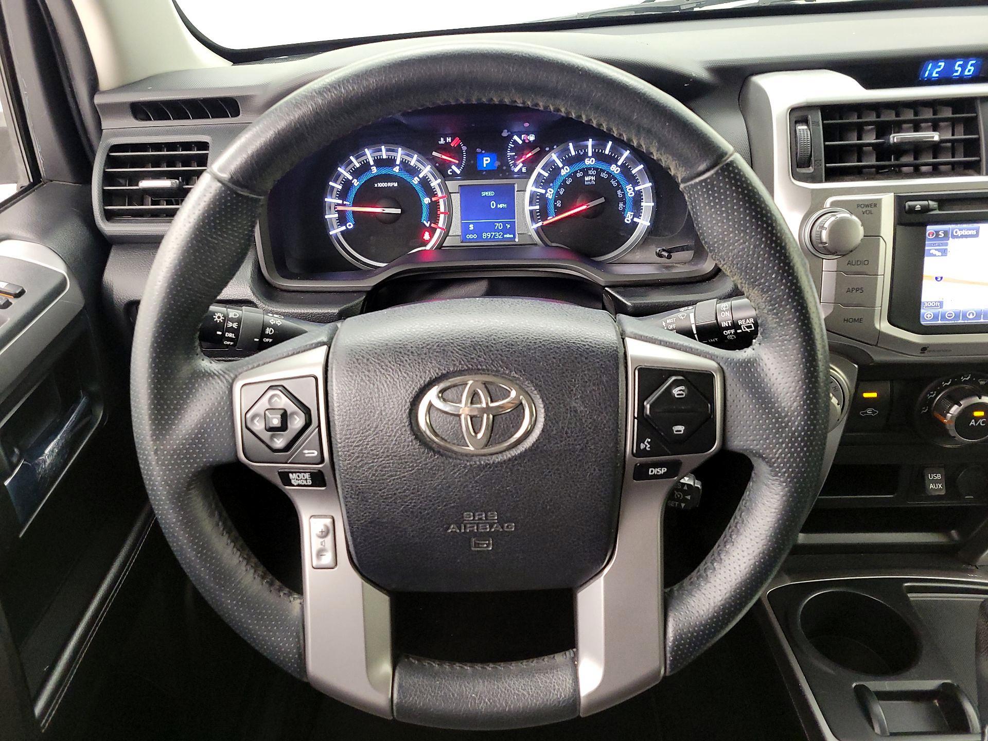 Thumbnail: 2016 Toyota 4Runner - 10