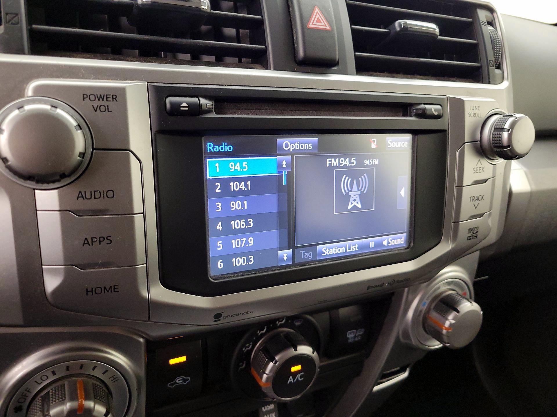 Thumbnail: 2016 Toyota 4Runner - 16