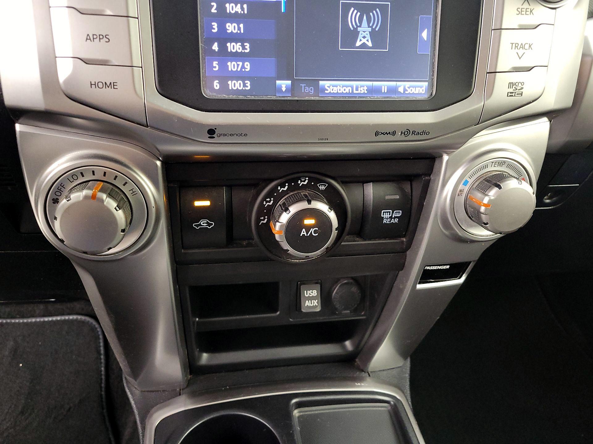 Thumbnail: 2016 Toyota 4Runner - 17