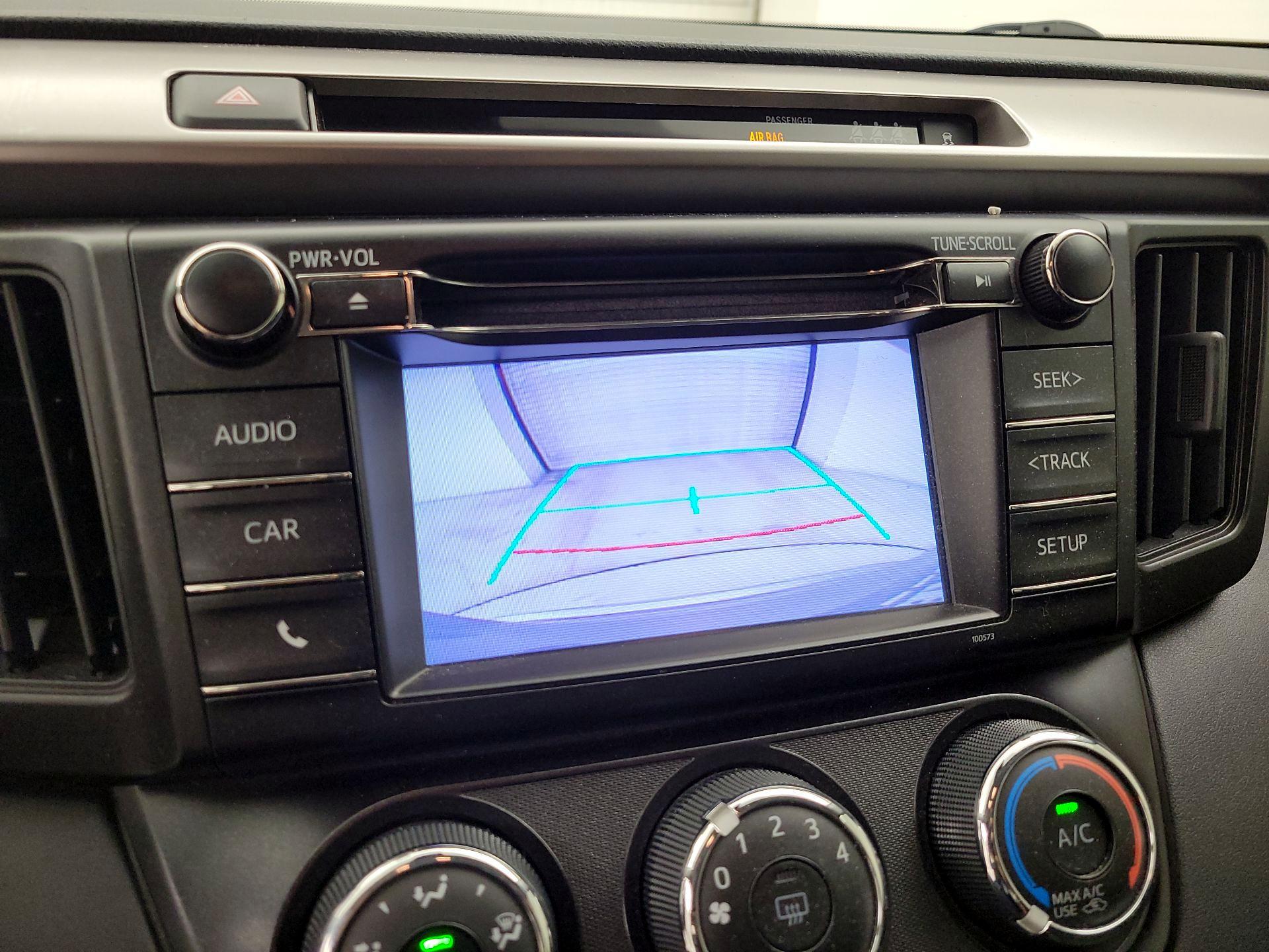 Thumbnail: 2018 Toyota RAV4 - 14