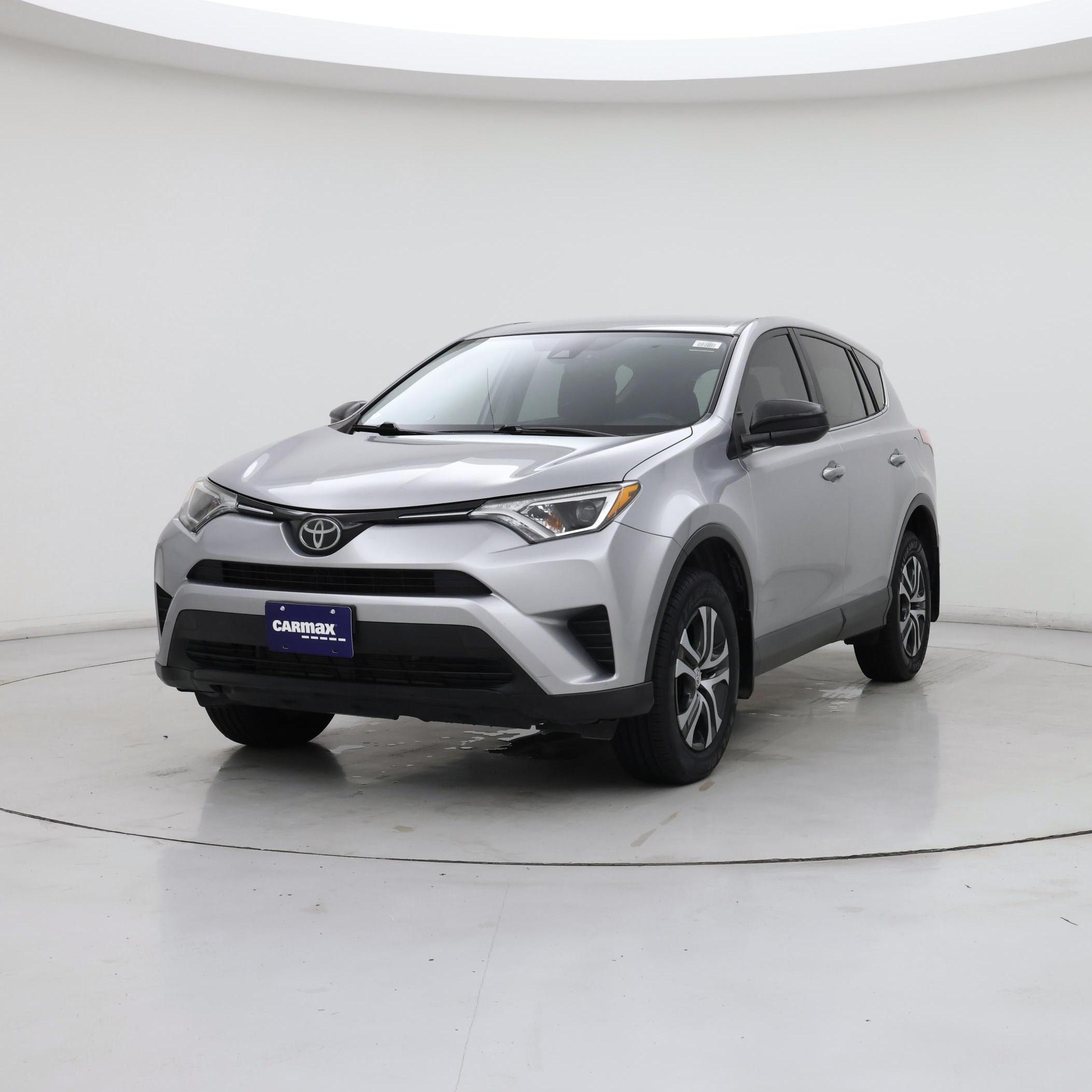 Thumbnail: 2018 Toyota RAV4 - 4