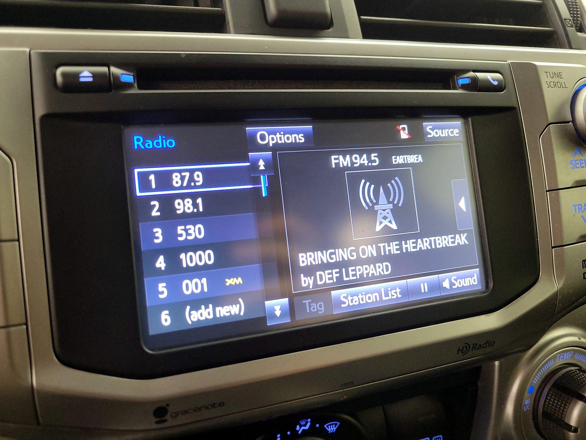 Thumbnail: 2015 Toyota 4Runner - 15