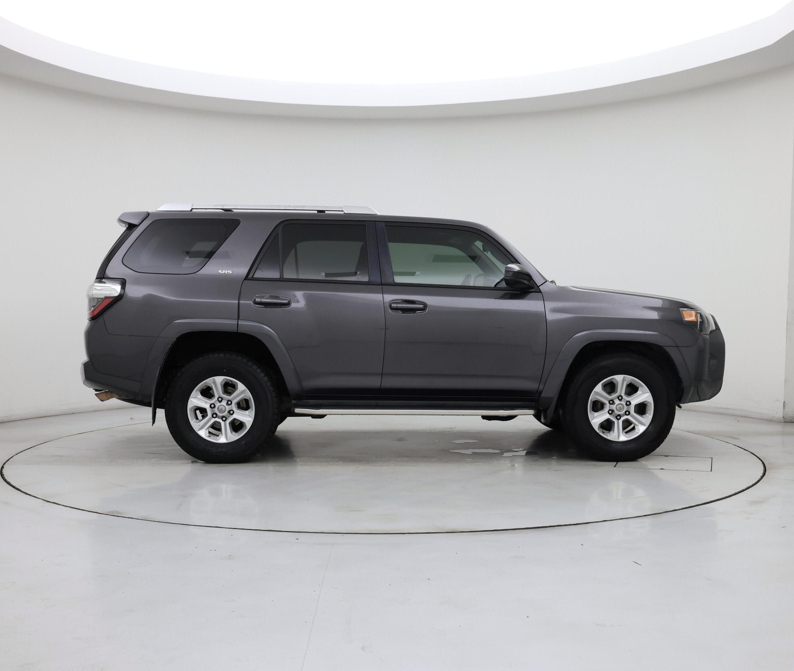 Thumbnail: 2015 Toyota 4Runner - 7