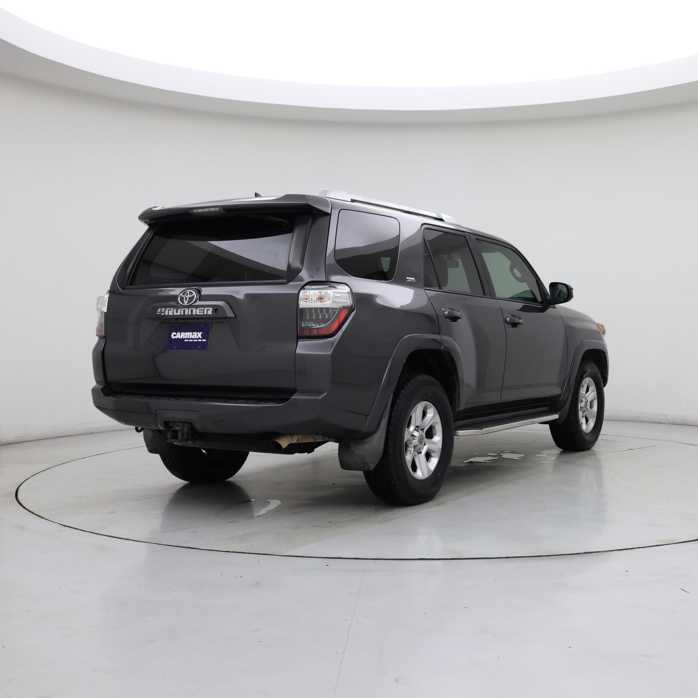 Thumbnail: 2015 Toyota 4Runner - 8