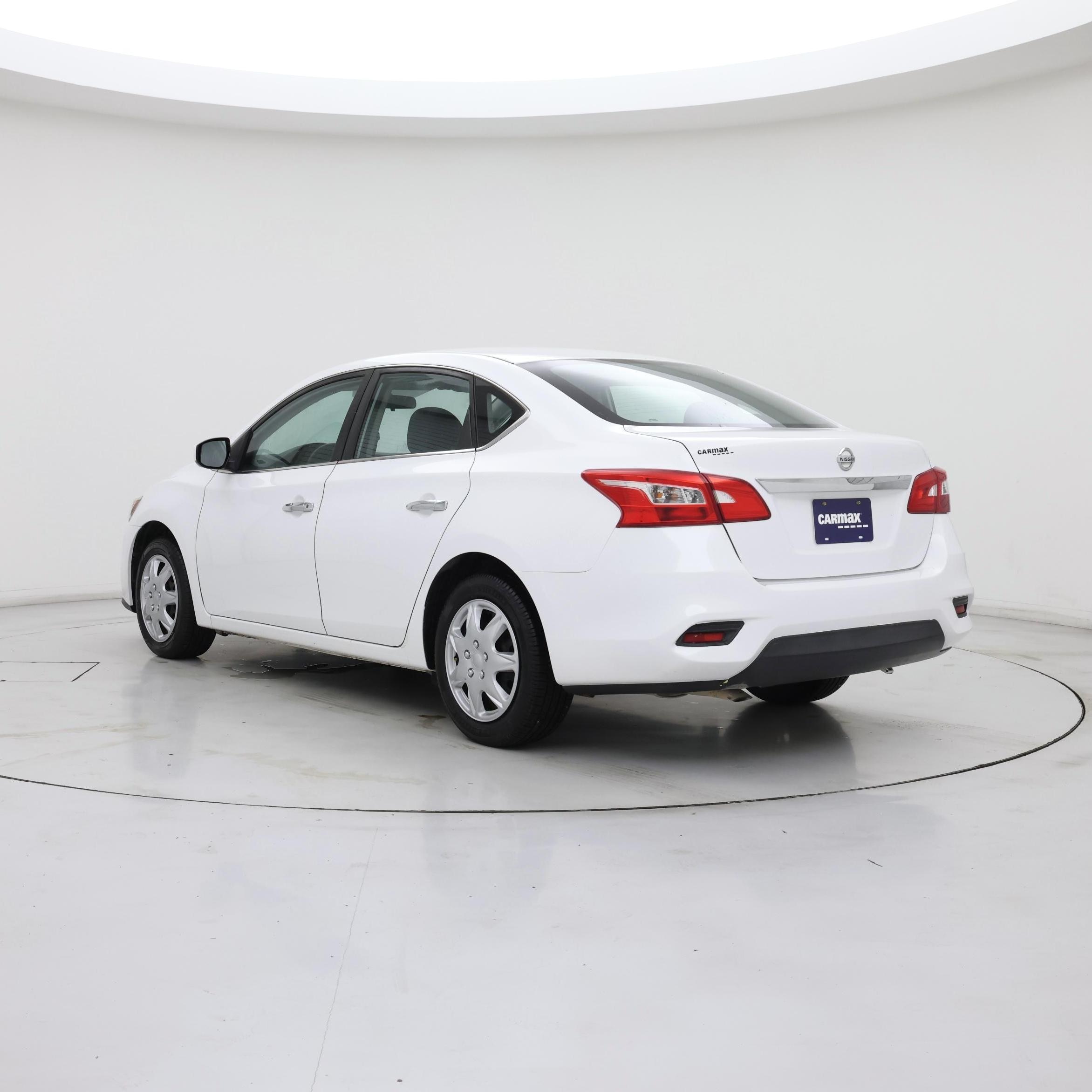 Thumbnail: 2017 Nissan Sentra - 2