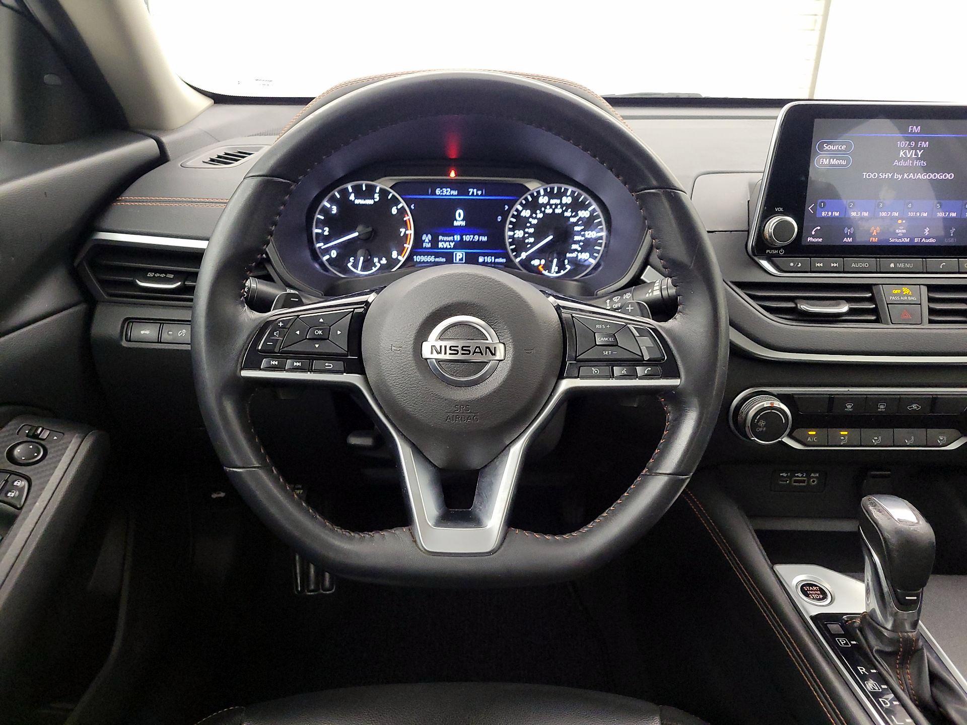 Thumbnail: 2020 Nissan Altima - 10