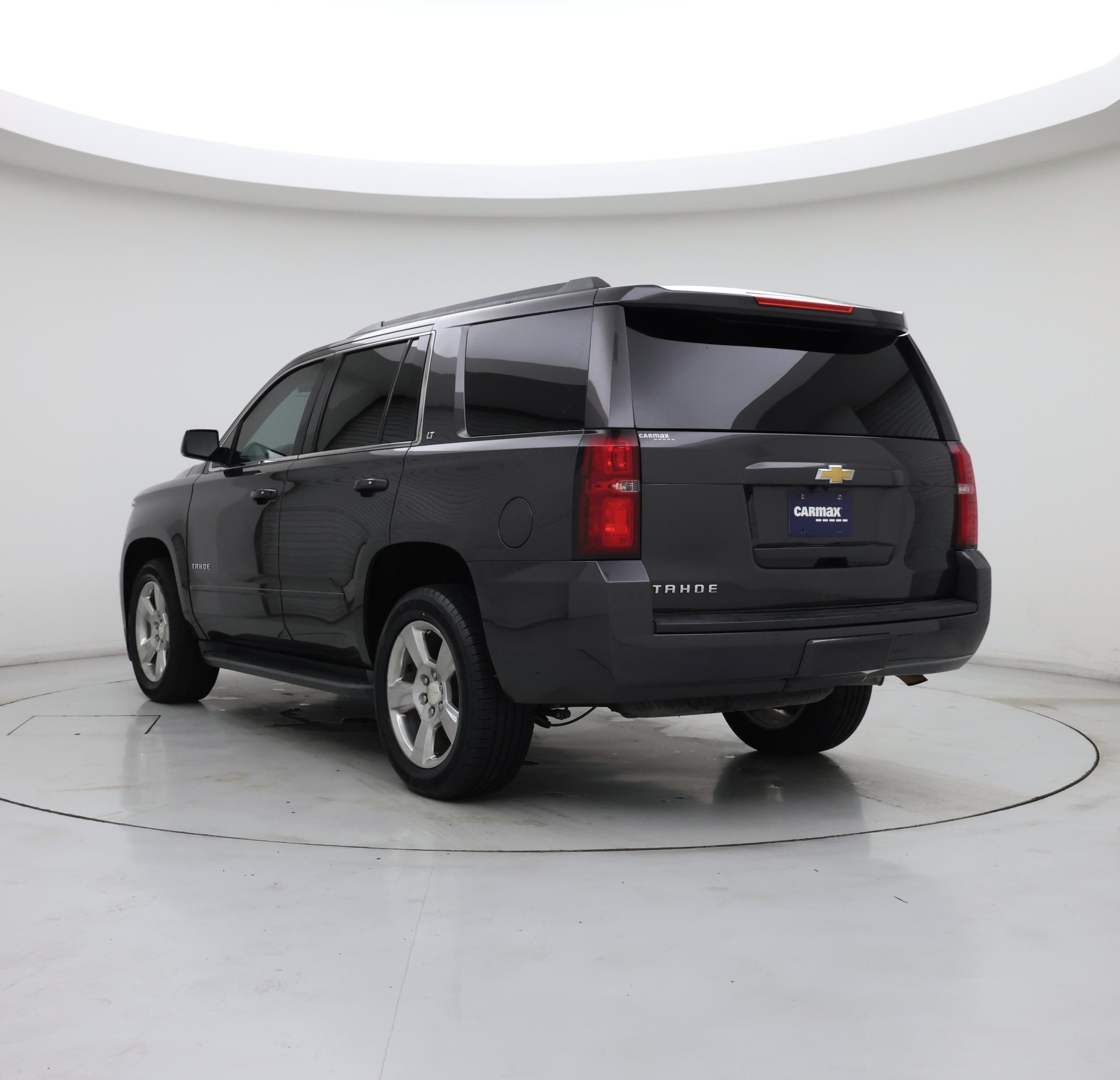 Thumbnail: 2017 Chevrolet Tahoe - 2