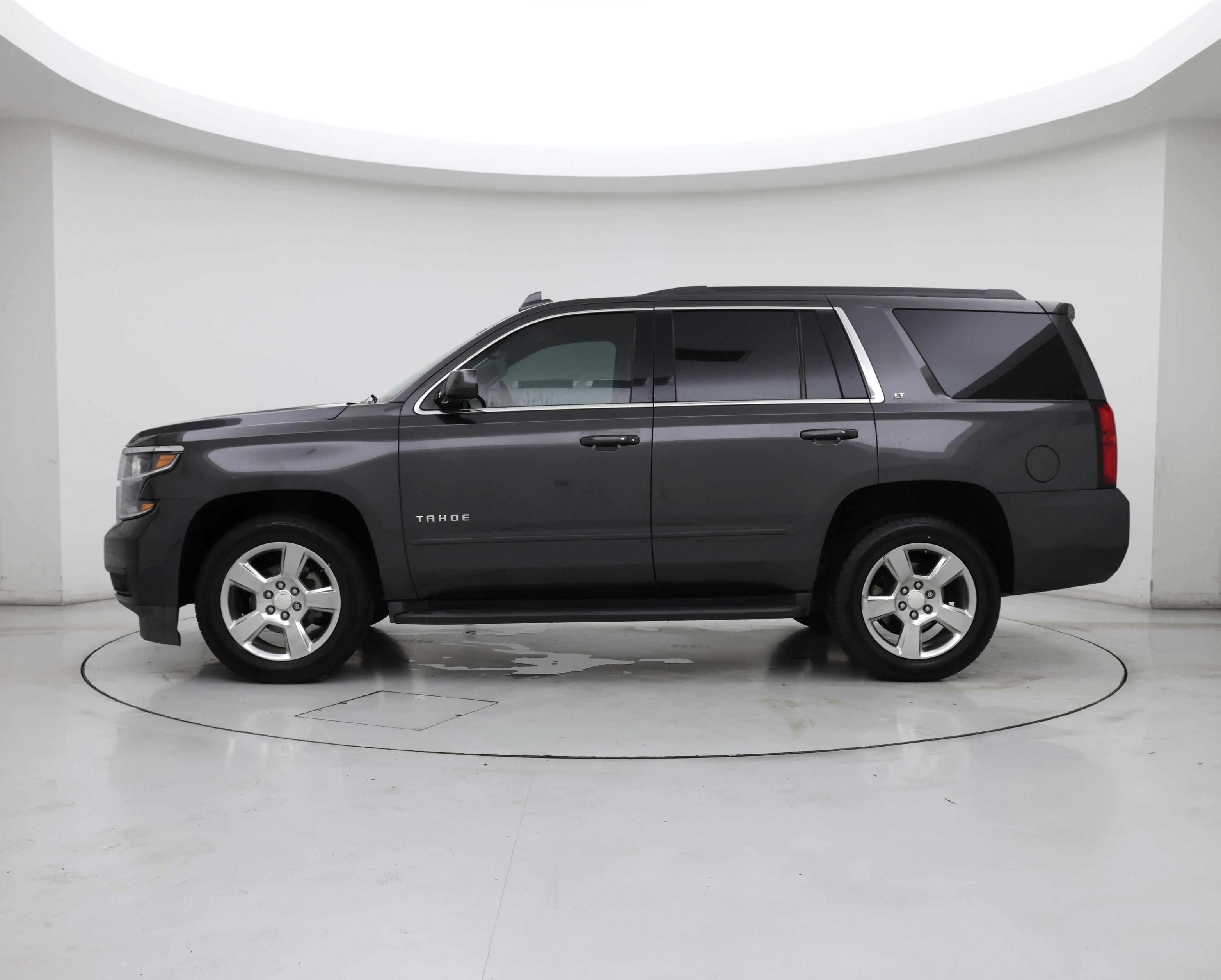 Thumbnail: 2017 Chevrolet Tahoe - 3