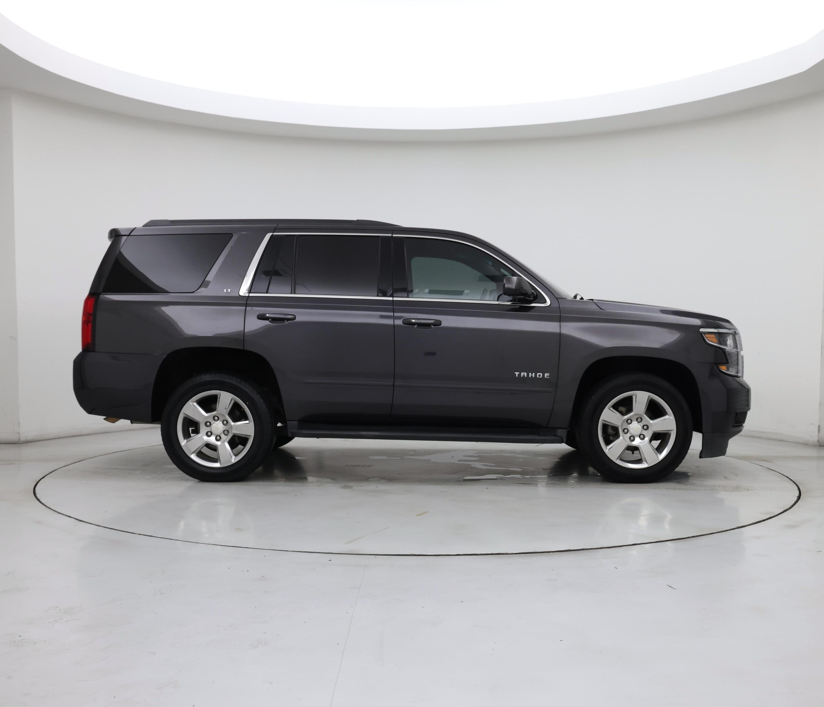 Thumbnail: 2017 Chevrolet Tahoe - 7