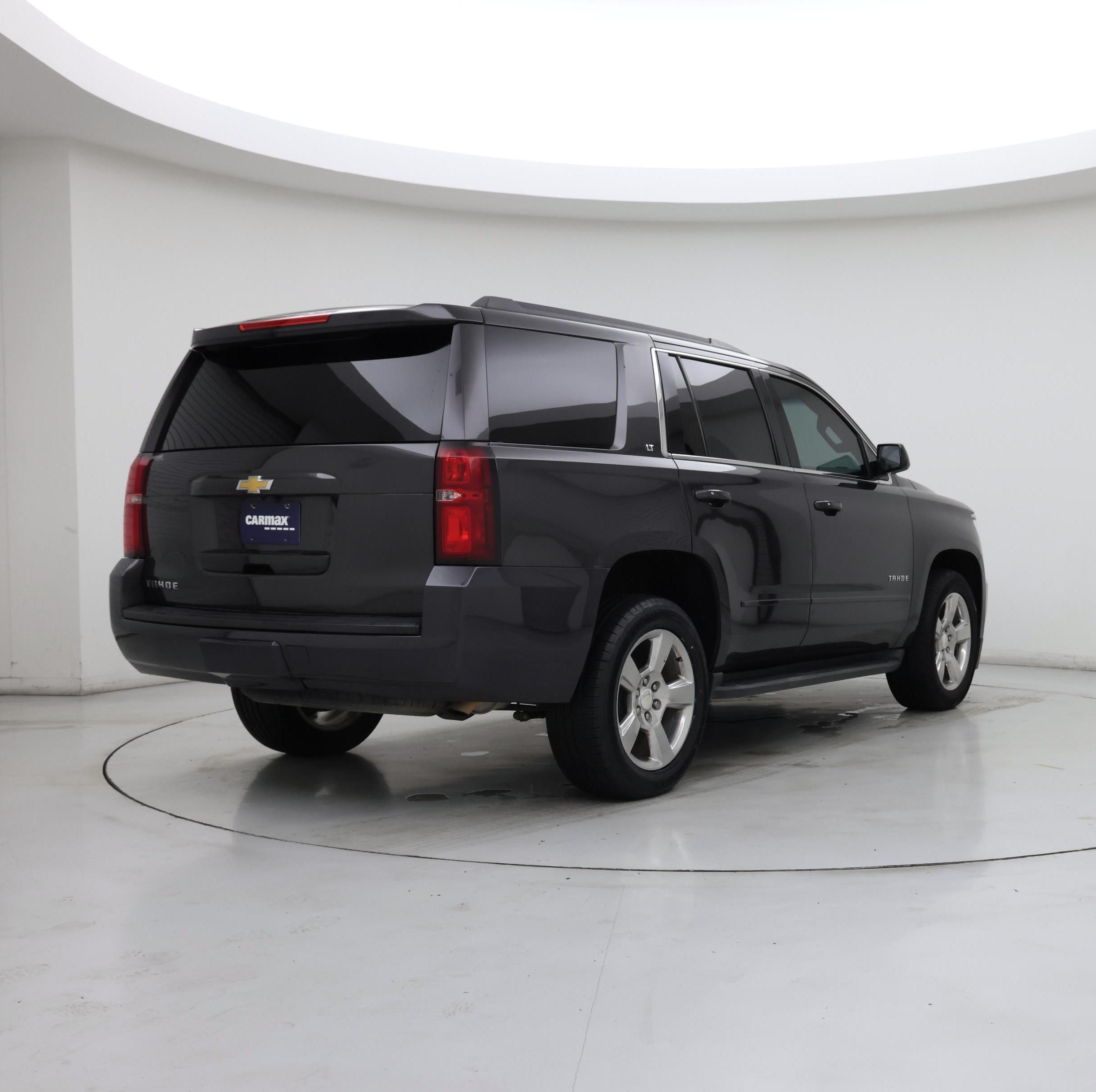 Thumbnail: 2017 Chevrolet Tahoe - 8