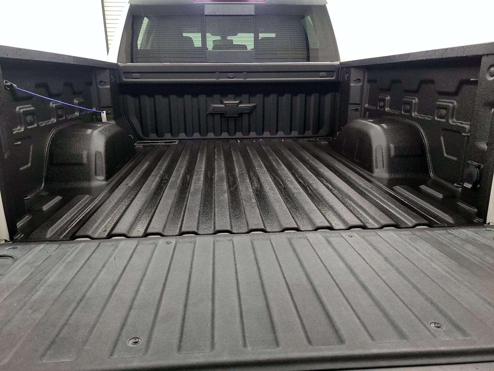 Thumbnail: 2019 Chevrolet Silverado 1500 - 20