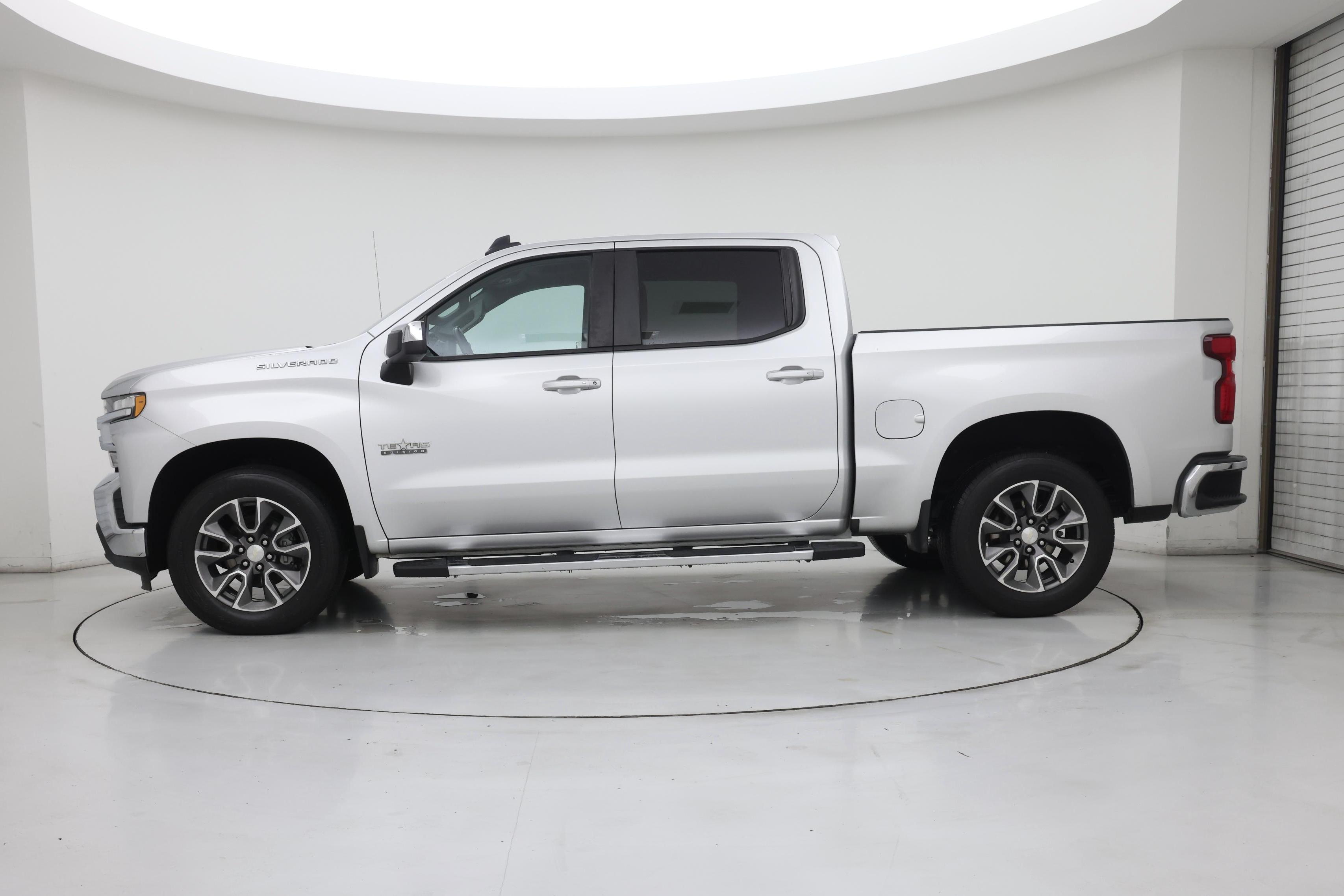 Thumbnail: 2019 Chevrolet Silverado 1500 - 3