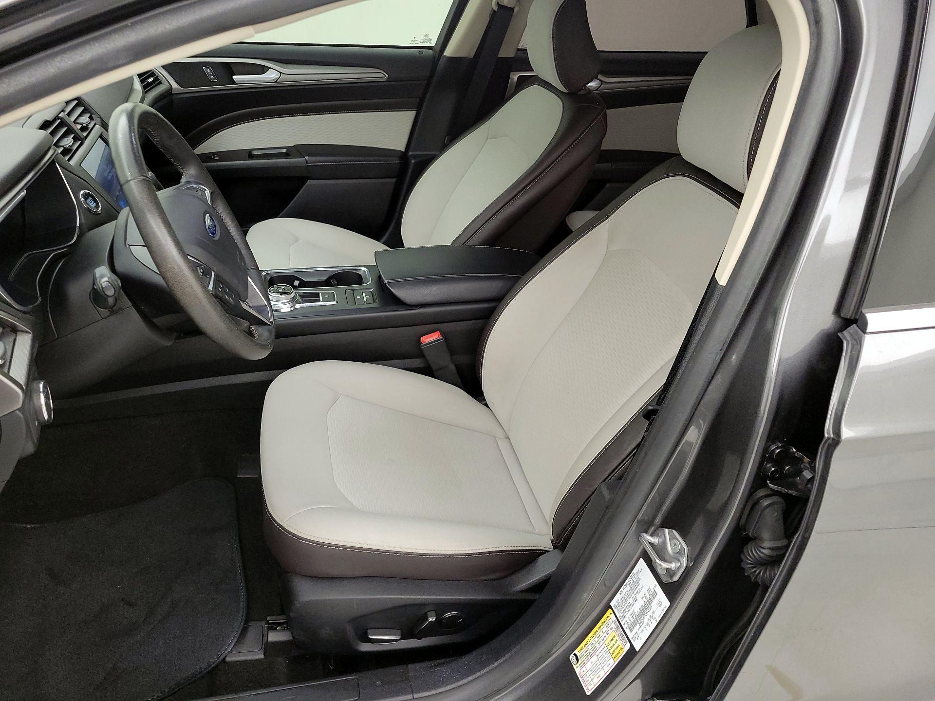 Thumbnail: 2020 Ford Fusion - 11