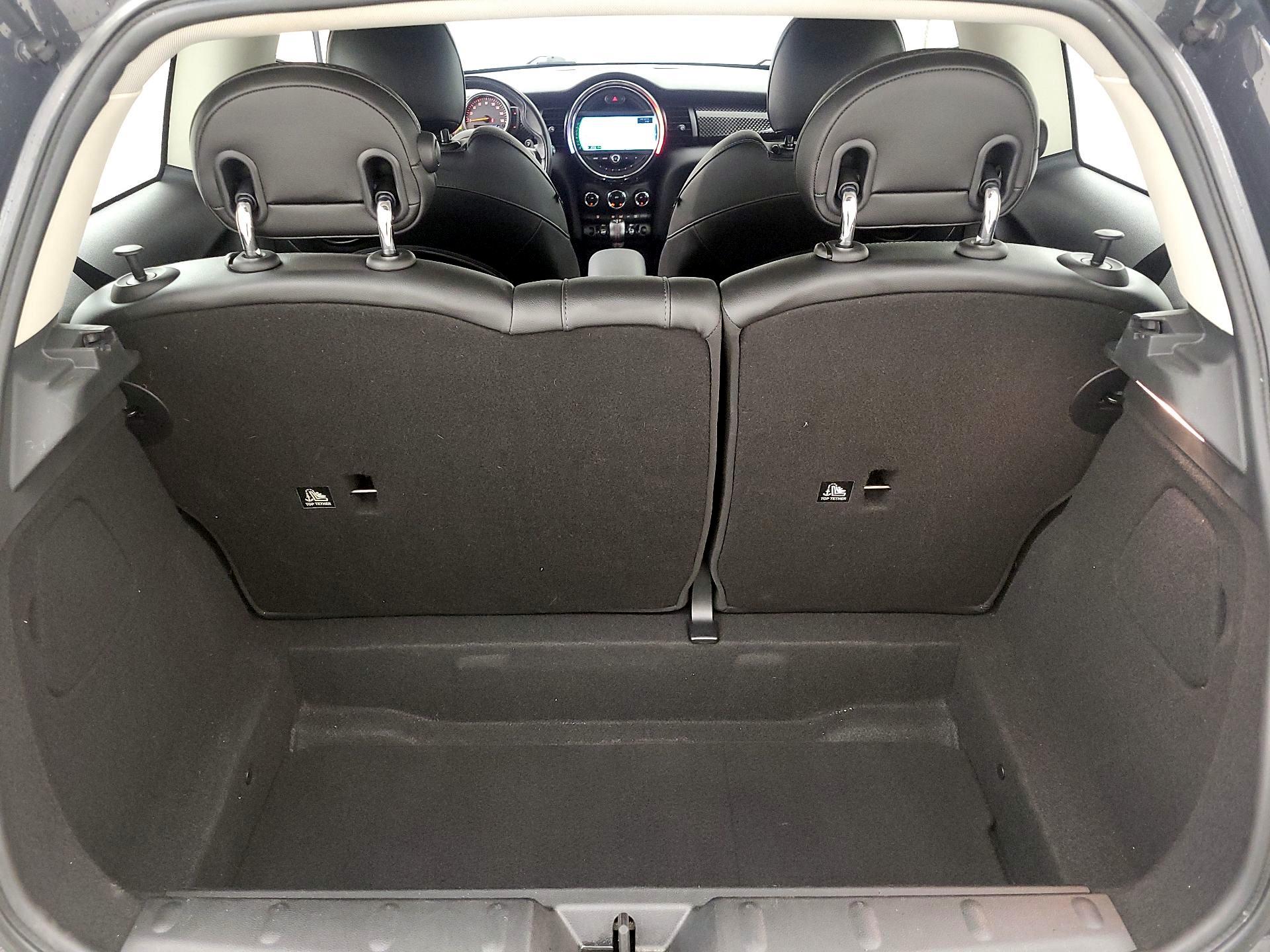 Thumbnail: 2015 MINI Cooper Hardtop - 20