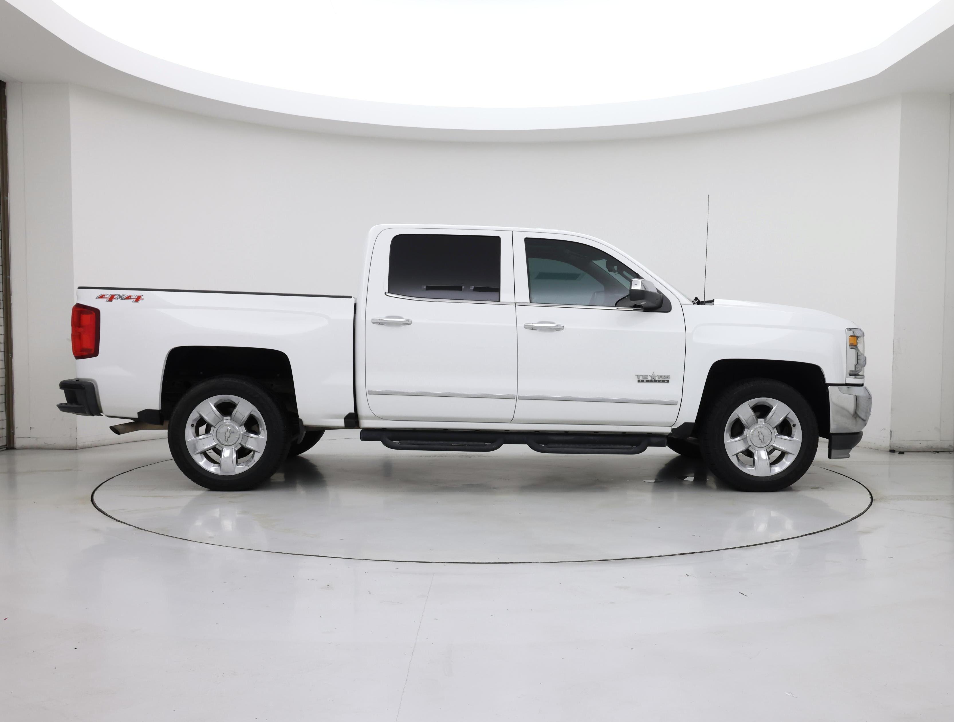 Thumbnail: 2017 Chevrolet Silverado 1500 - 7