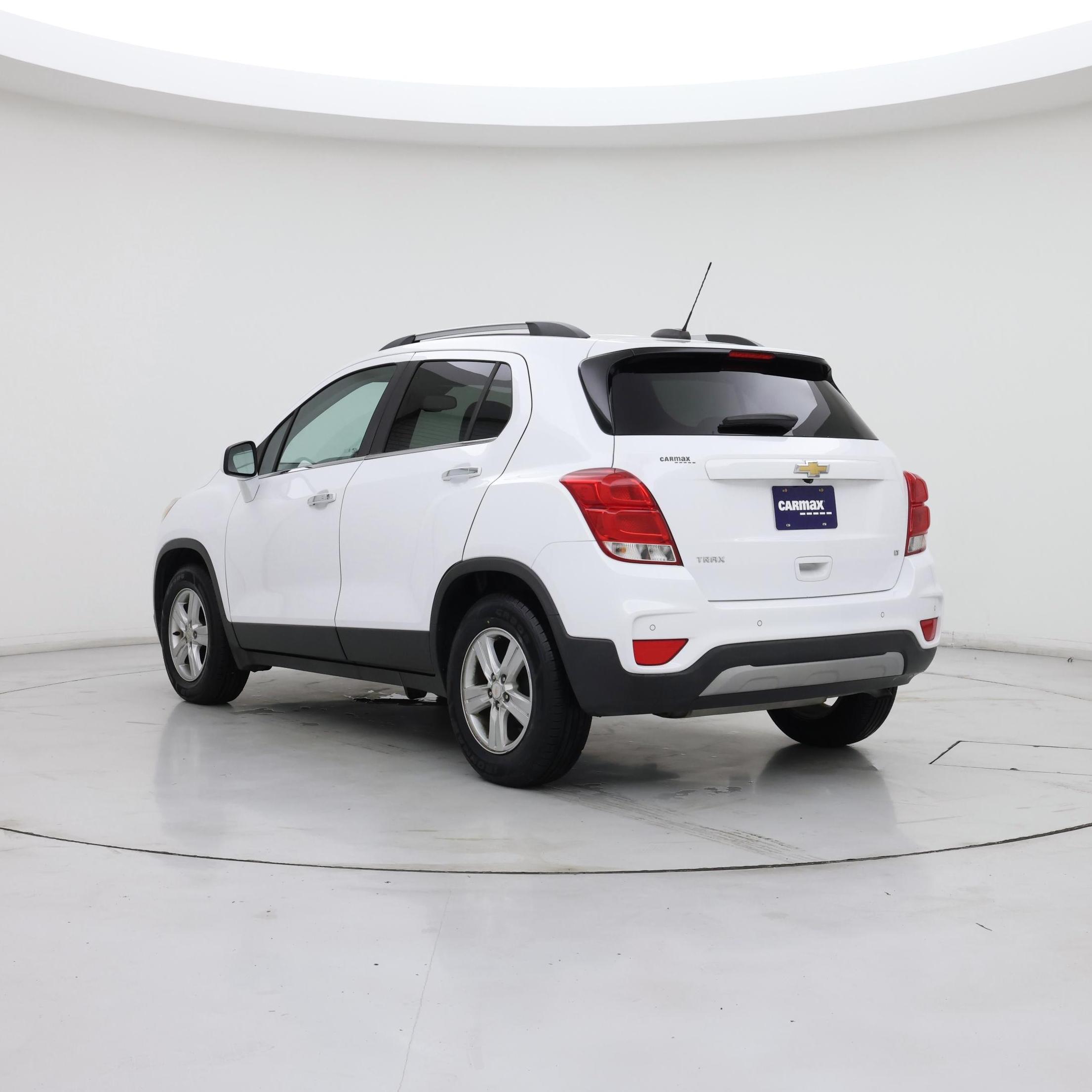 Thumbnail: 2020 Chevrolet Trax - 2