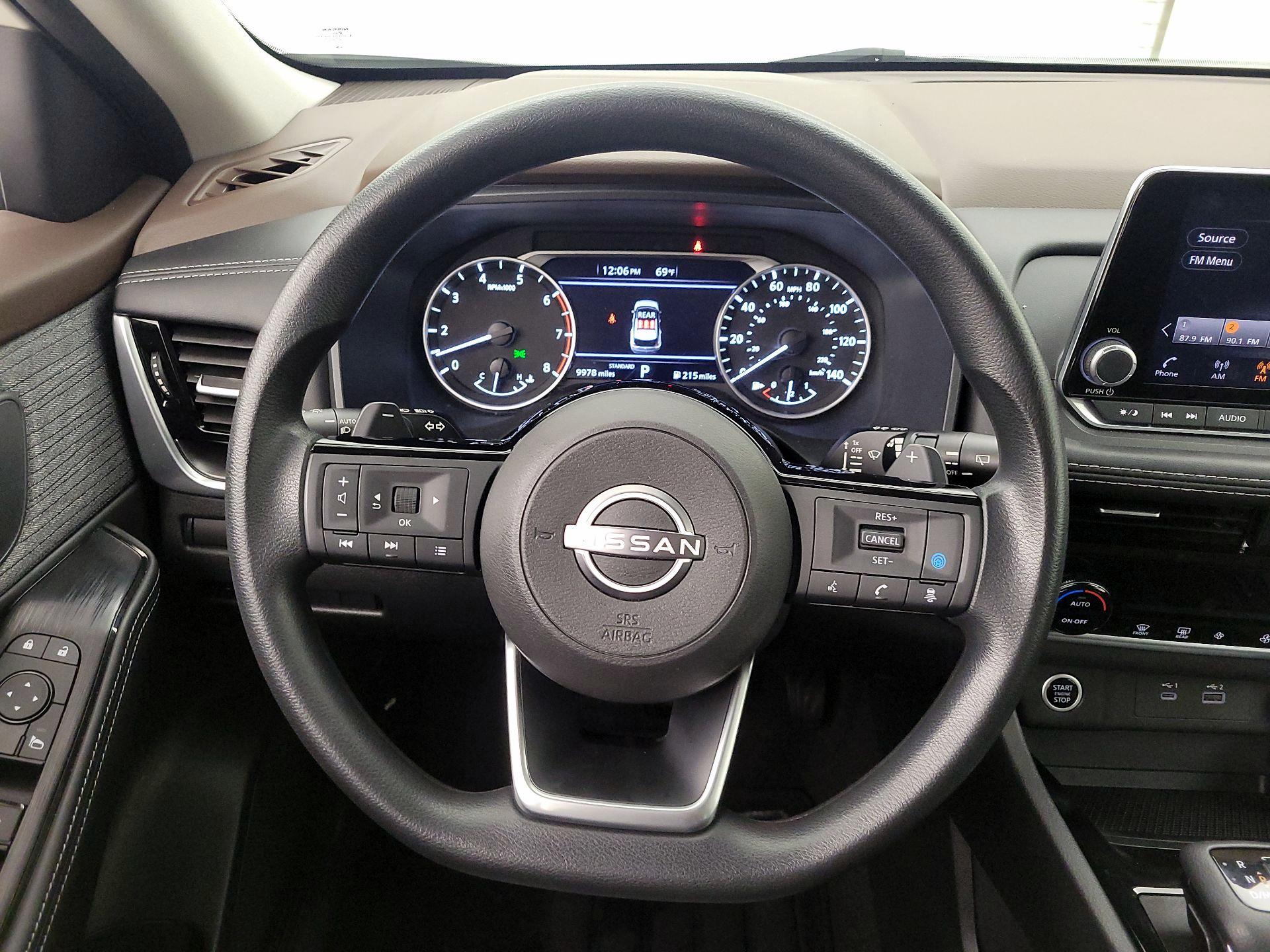 Thumbnail: 2023 Nissan Rogue - 10