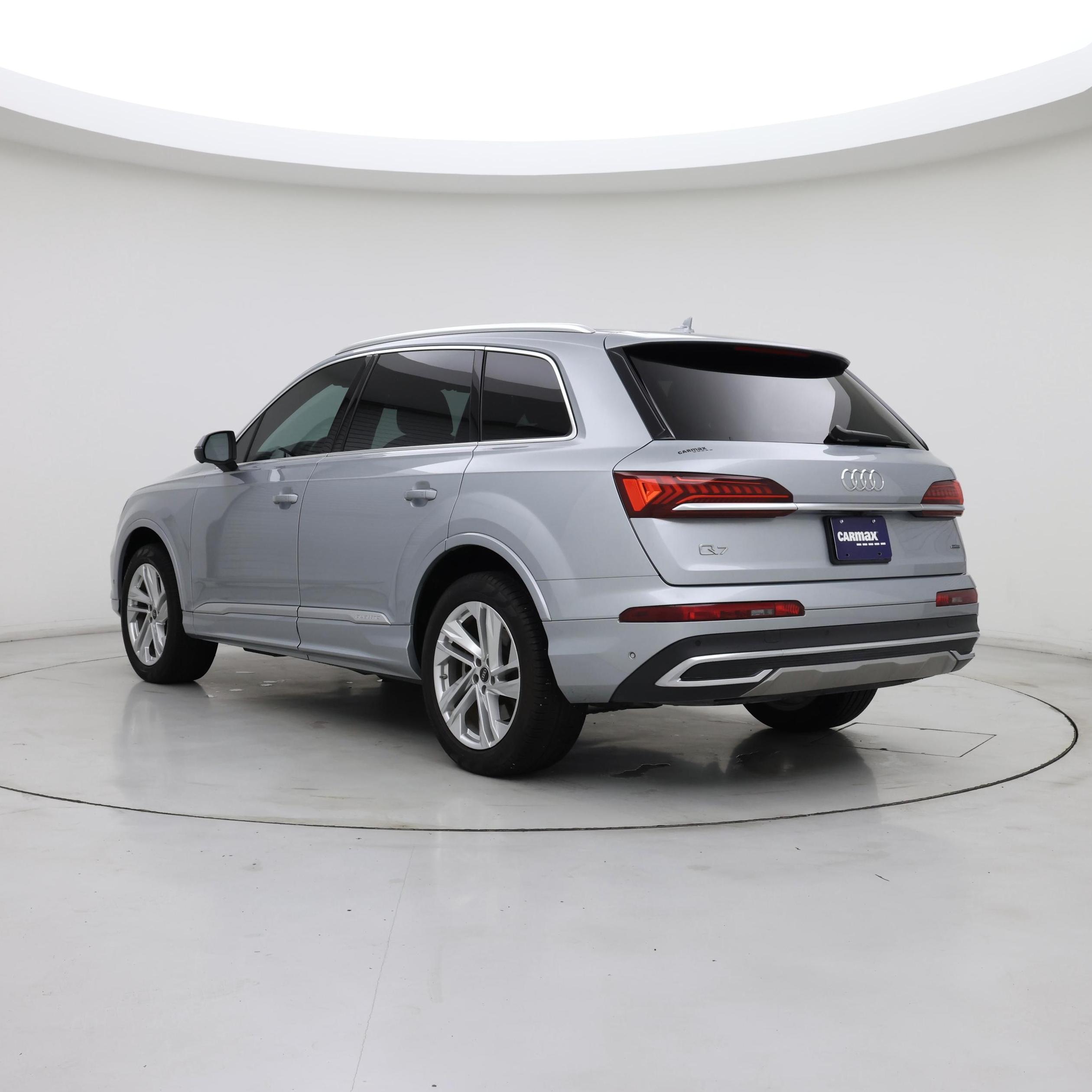 Thumbnail: 2023 Audi Q7 - 2