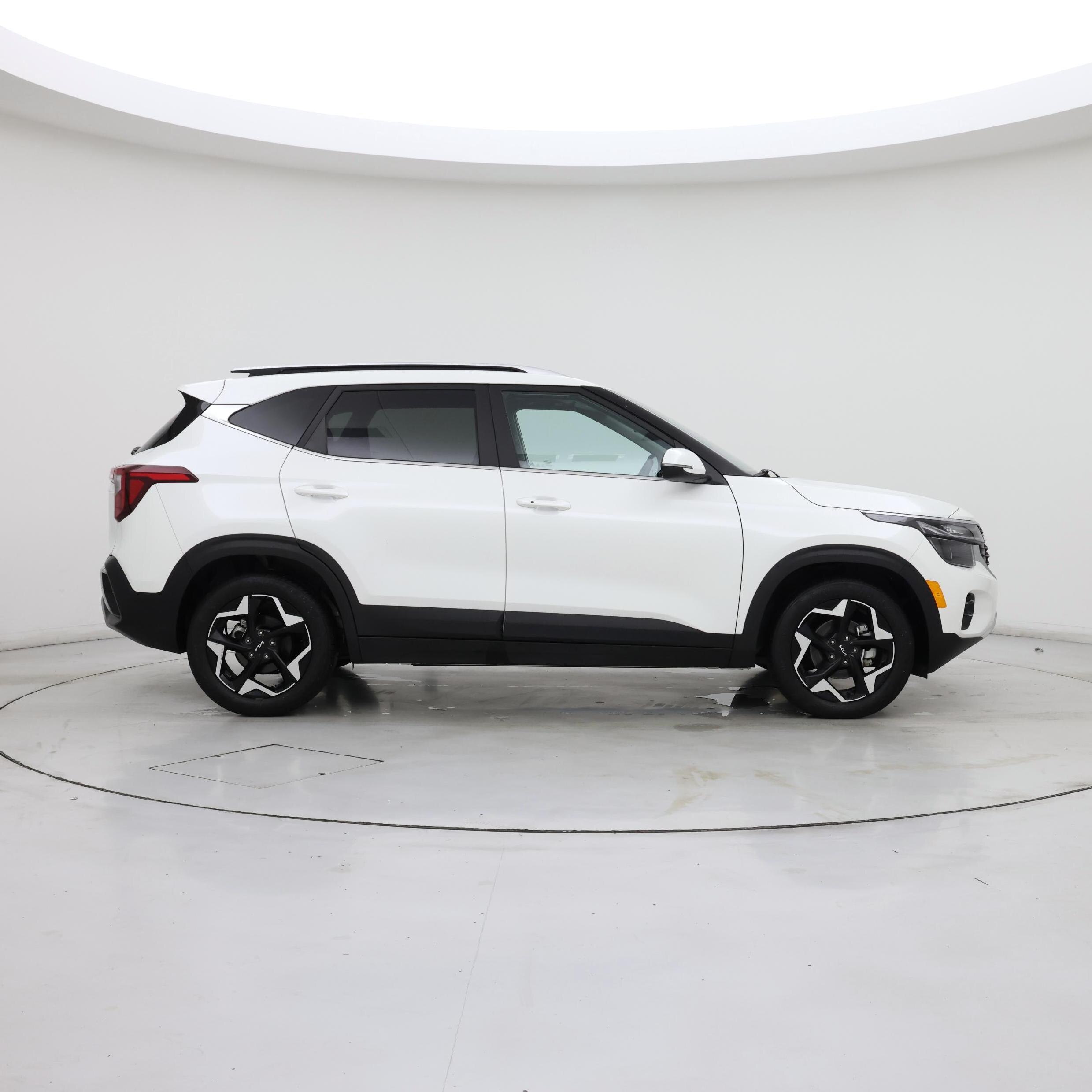 Thumbnail: 2025 Kia Seltos - 7