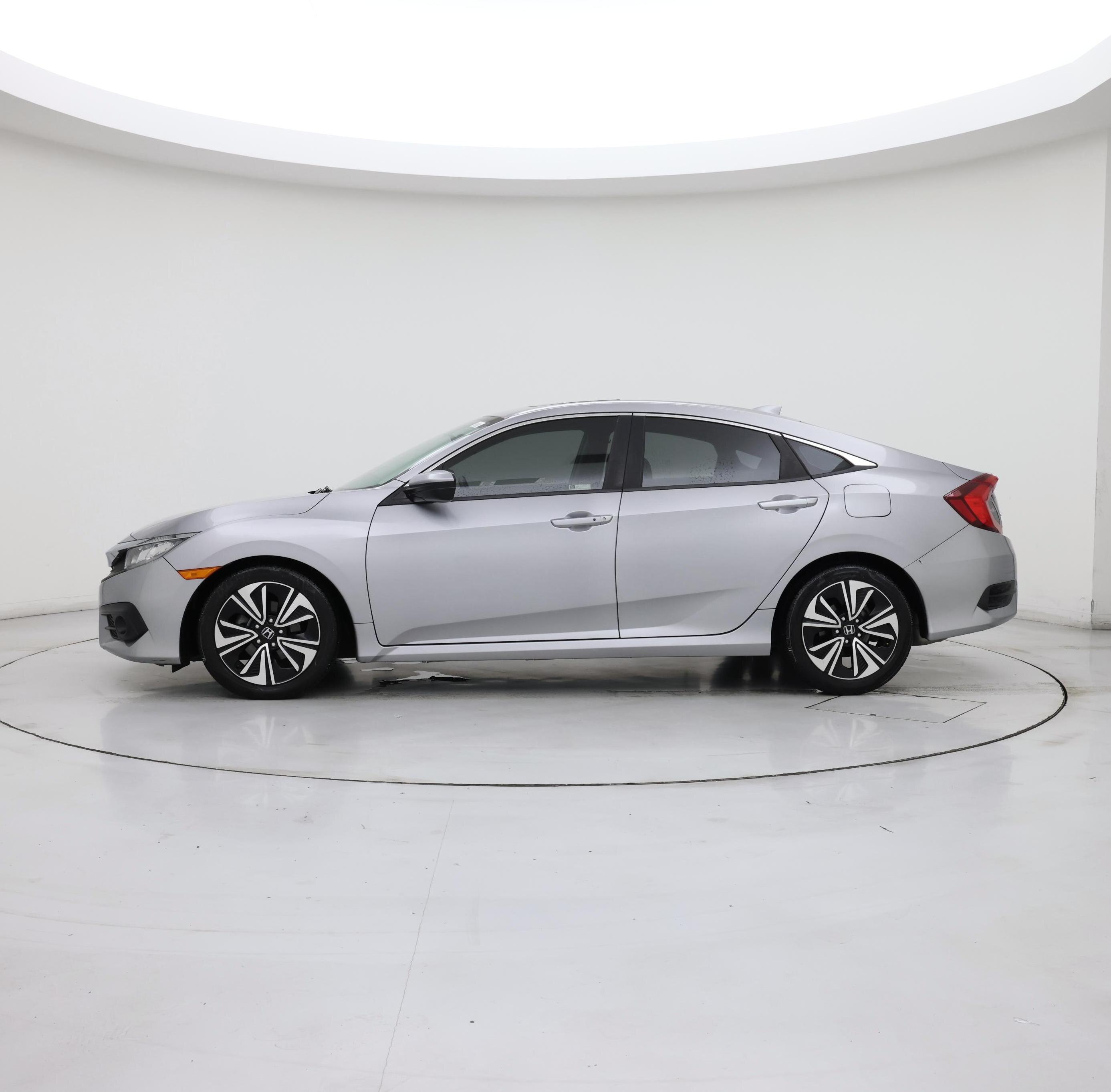 Thumbnail: 2018 Honda Civic - 3