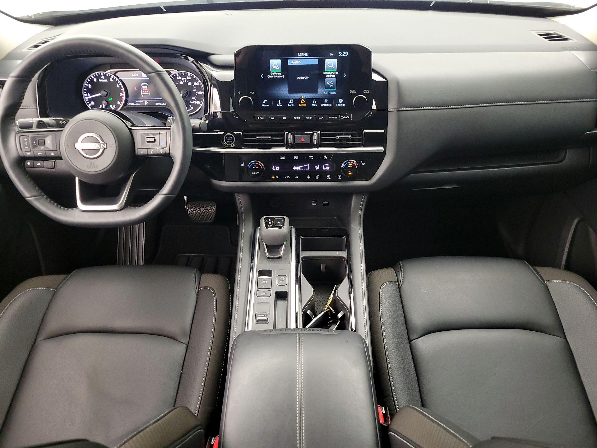 Thumbnail: 2024 Nissan Pathfinder - 9