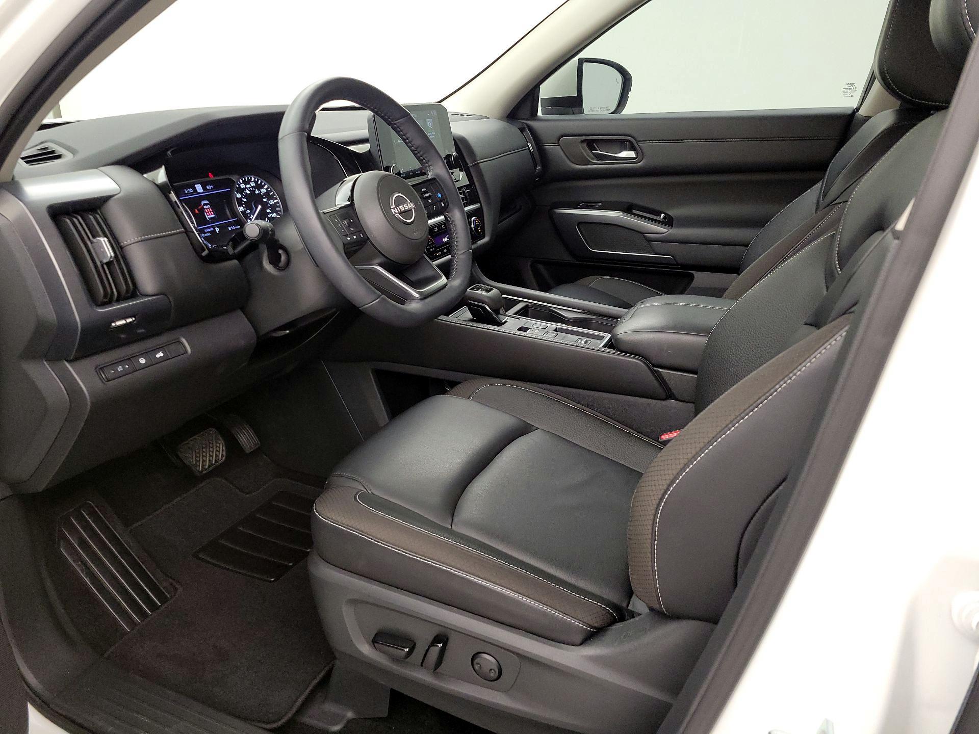 Thumbnail: 2024 Nissan Pathfinder - 11