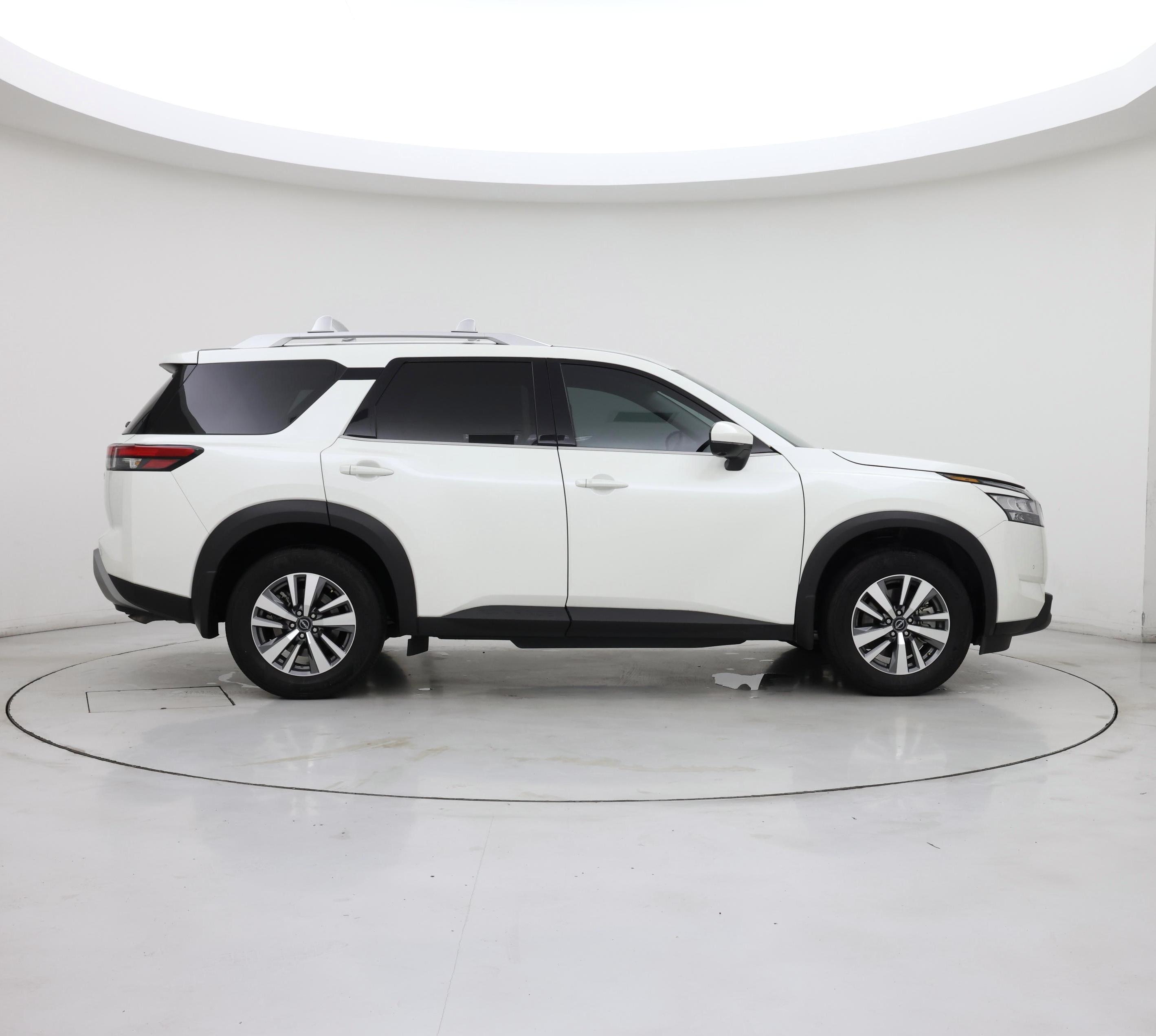 Thumbnail: 2024 Nissan Pathfinder - 7
