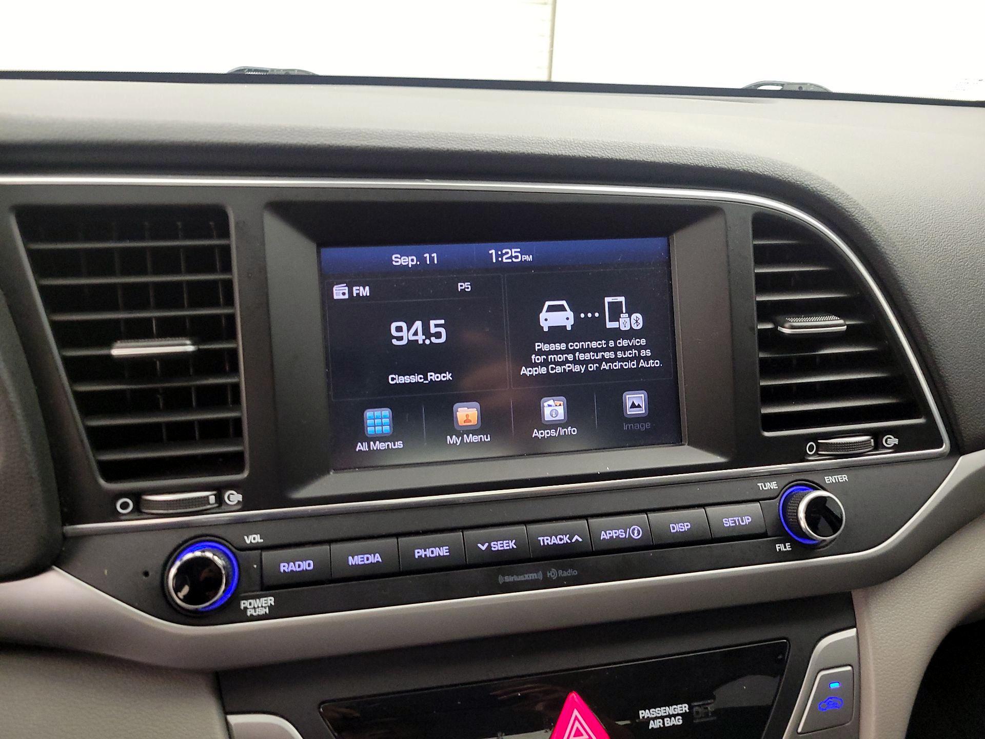 Thumbnail: 2017 Hyundai Elantra - 15