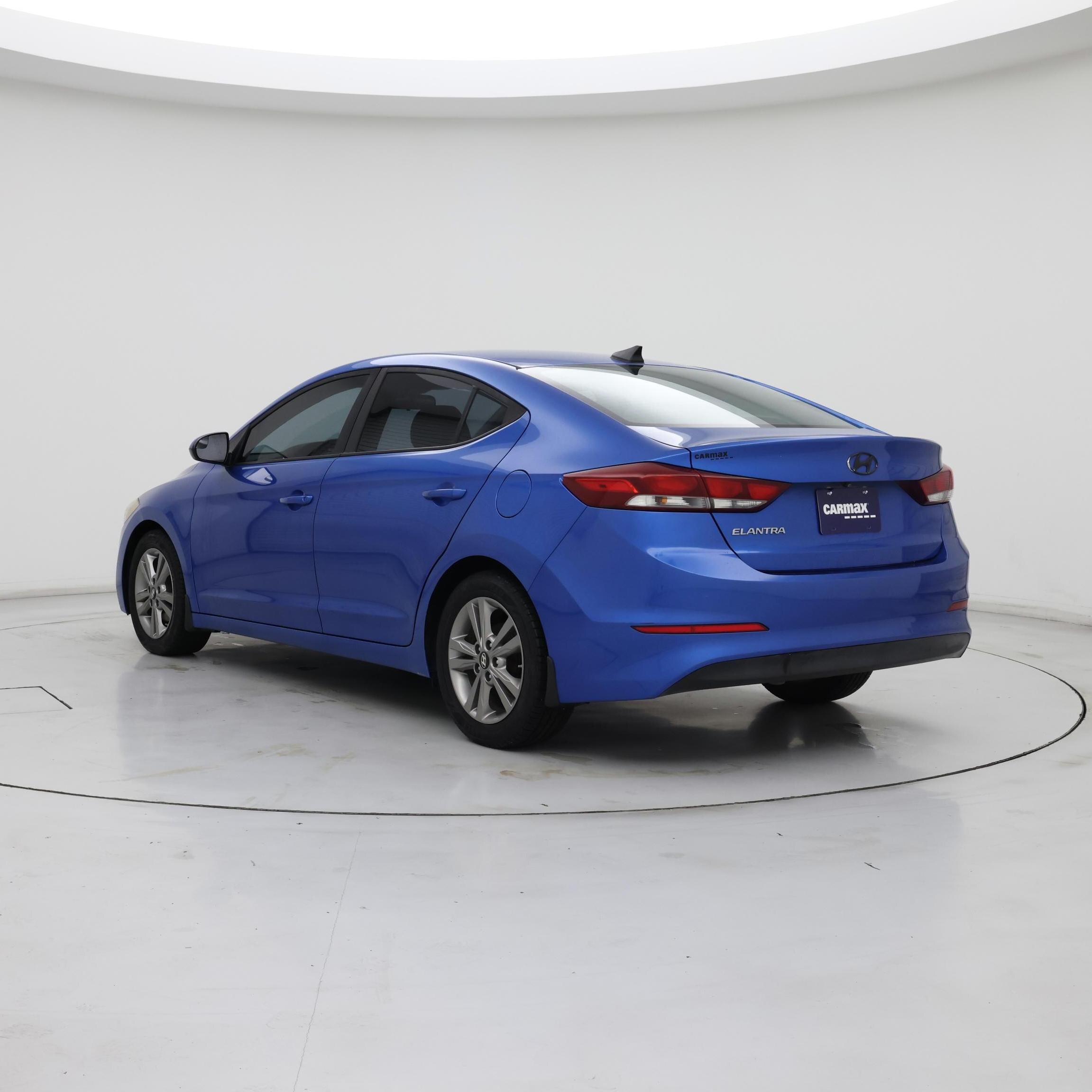 Thumbnail: 2017 Hyundai Elantra - 2