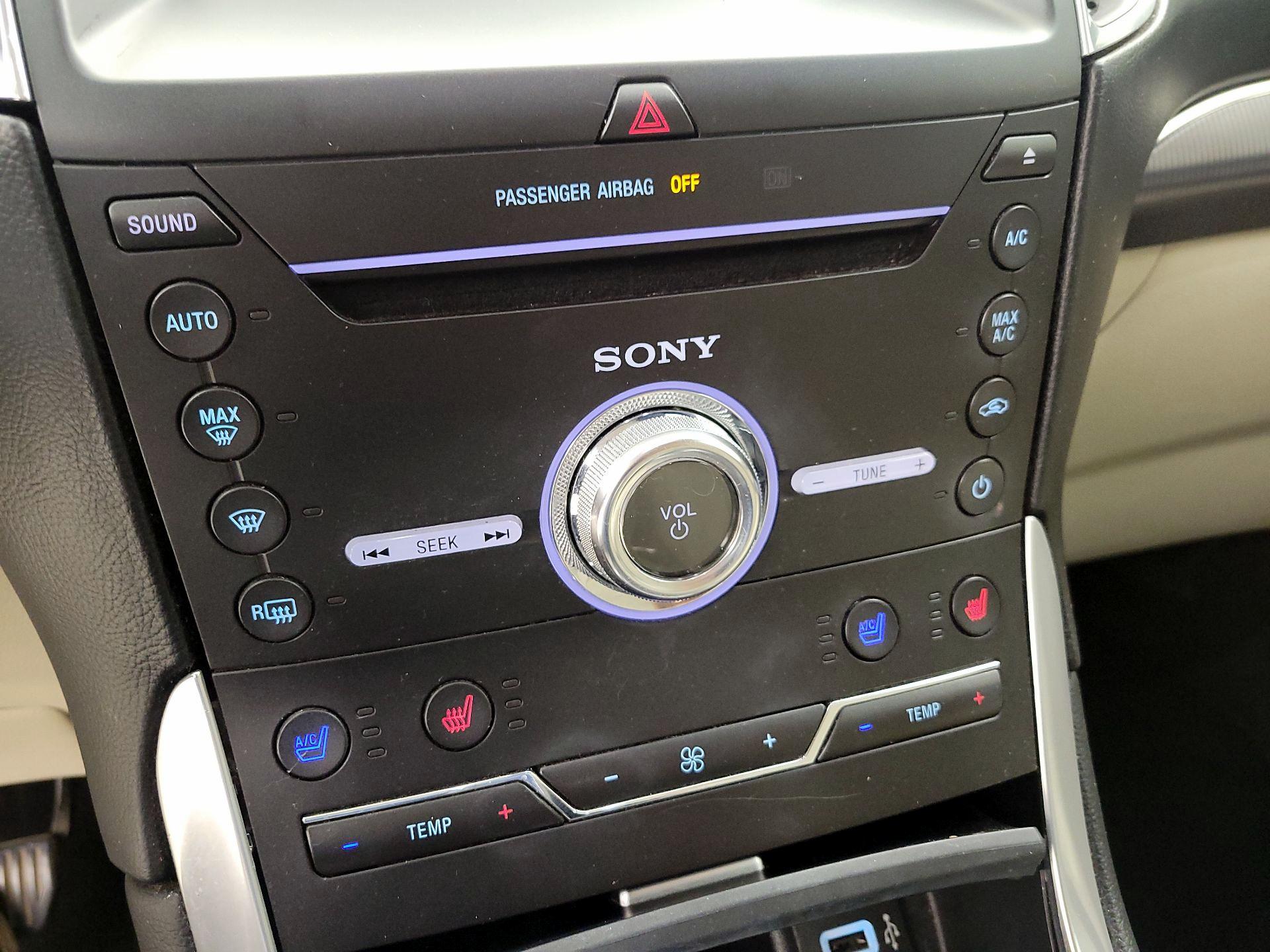 Thumbnail: 2018 Ford Edge - 17