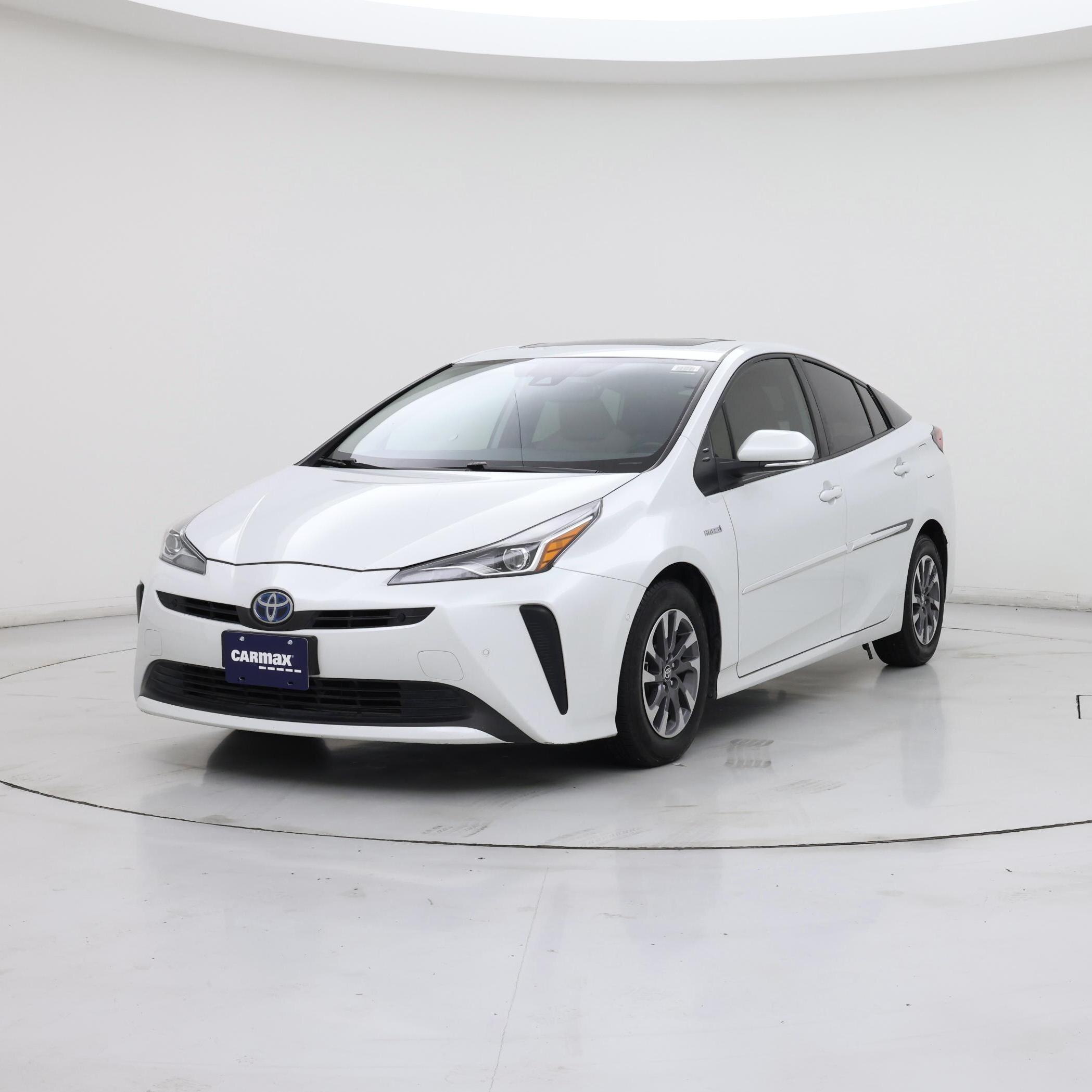Thumbnail: 2021 Toyota Prius - 4