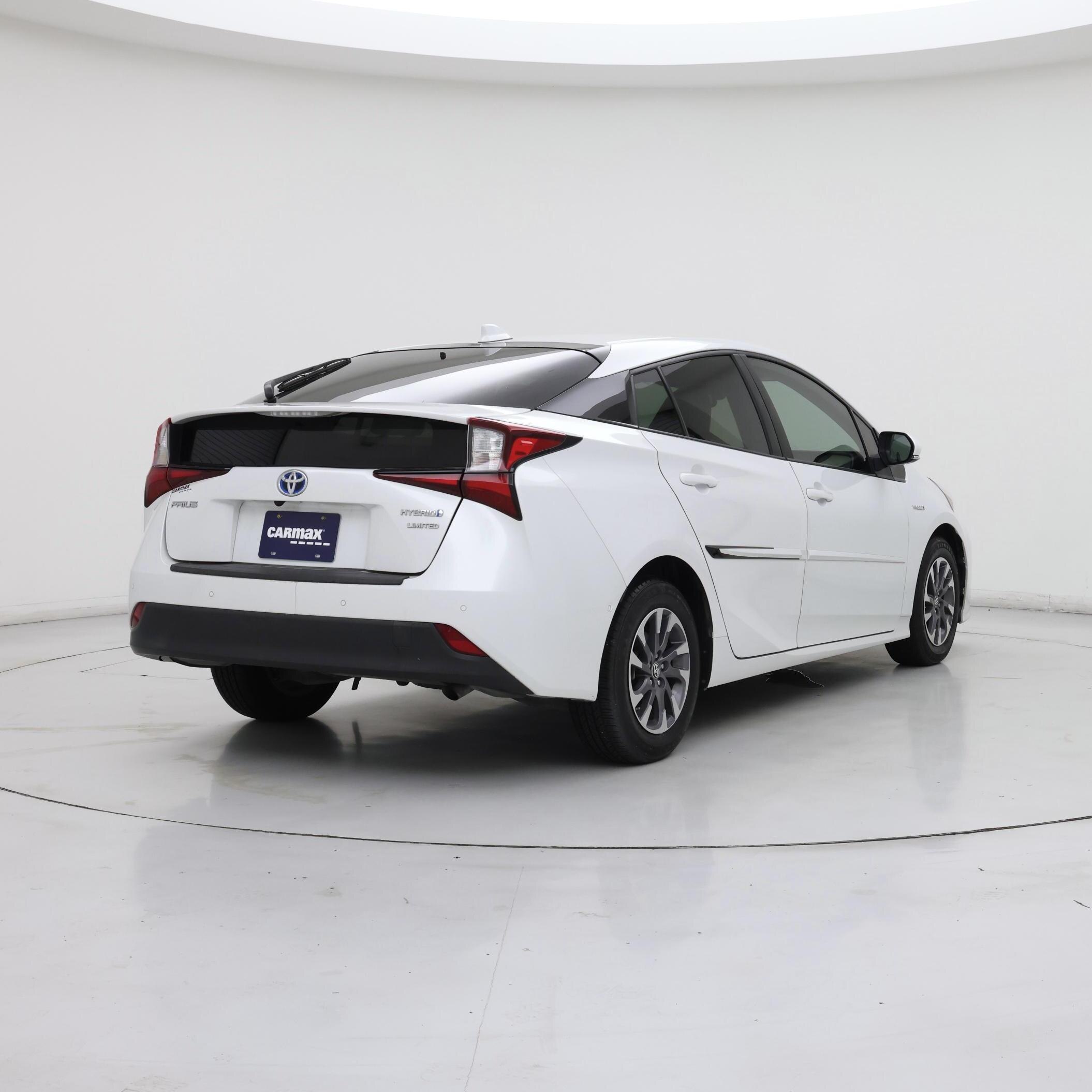 Thumbnail: 2021 Toyota Prius - 8