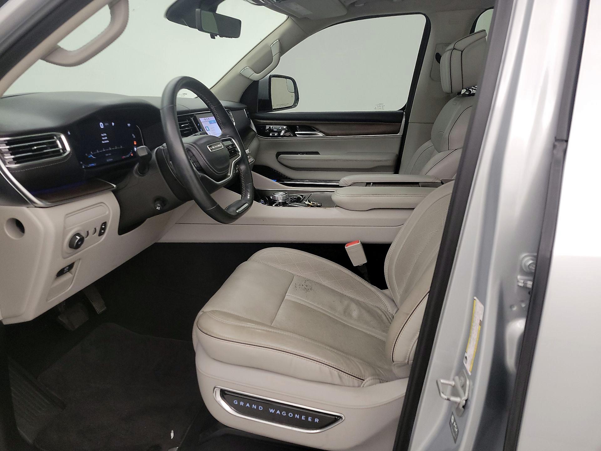 Thumbnail: 2022 Jeep Grand Wagoneer - 11