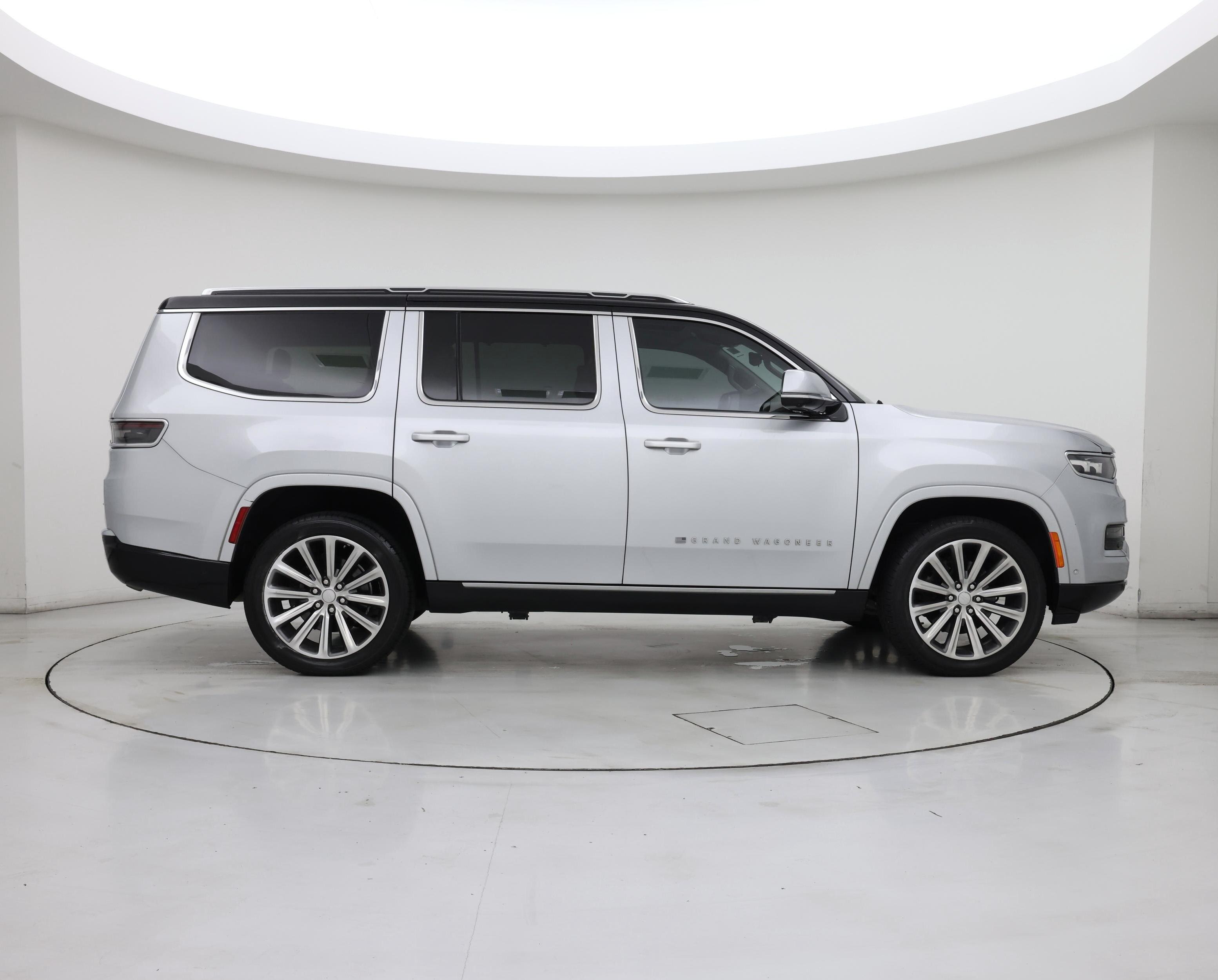 Thumbnail: 2022 Jeep Grand Wagoneer - 7