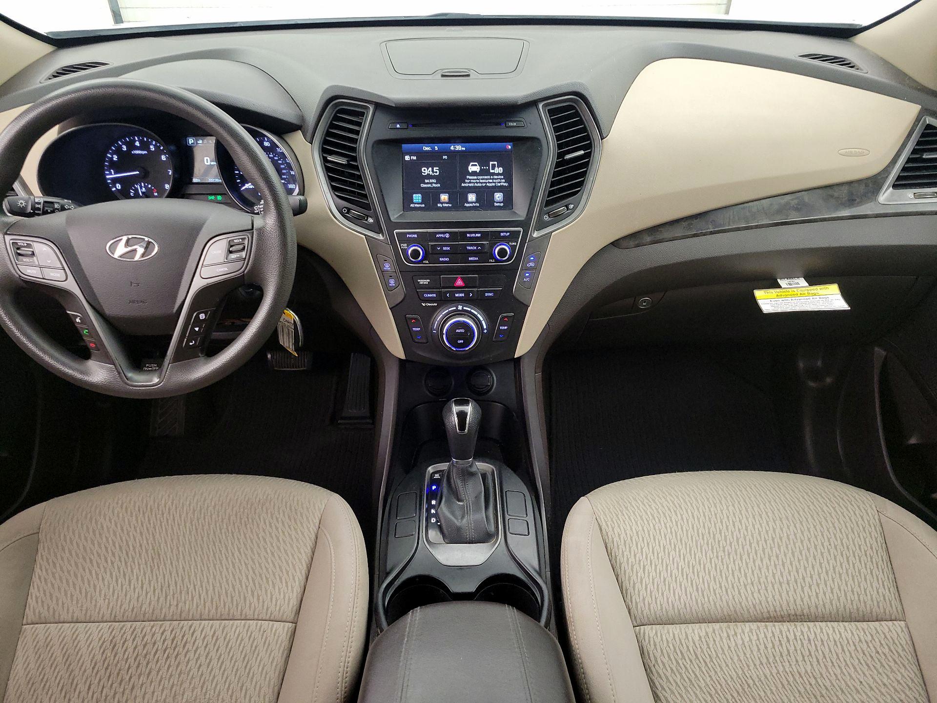 Thumbnail: 2017 Hyundai Santa Fe - 9