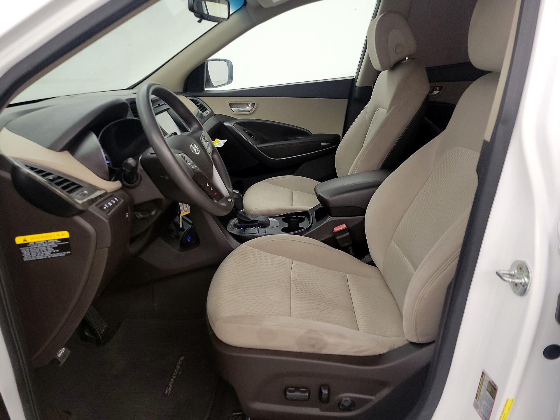 Thumbnail: 2017 Hyundai Santa Fe - 11