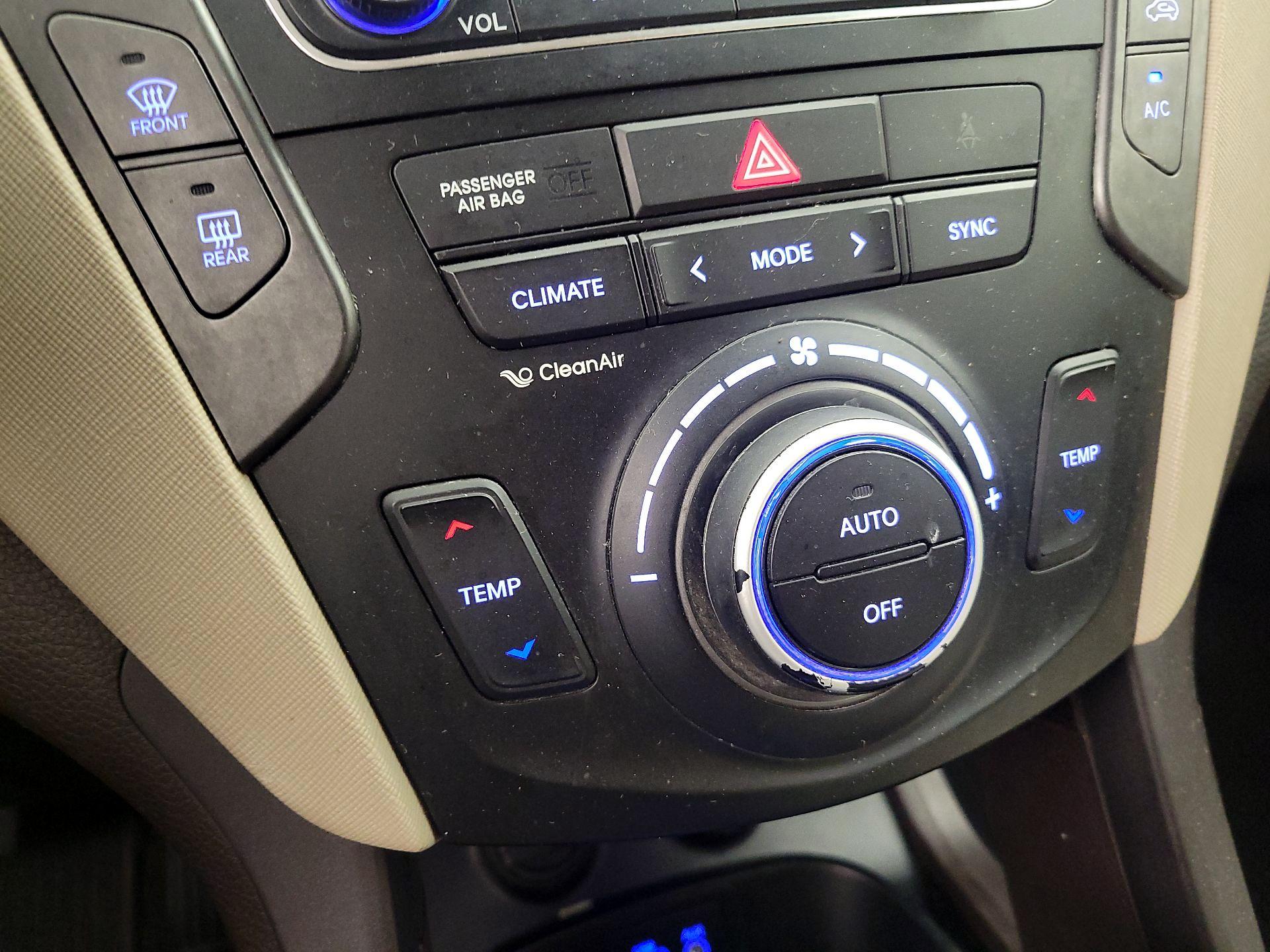 Thumbnail: 2017 Hyundai Santa Fe - 16