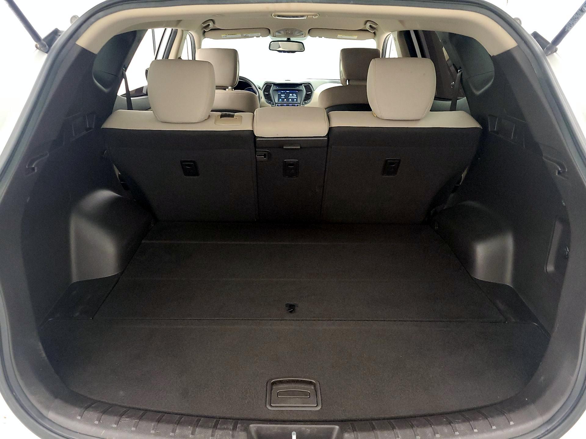 Thumbnail: 2017 Hyundai Santa Fe - 20