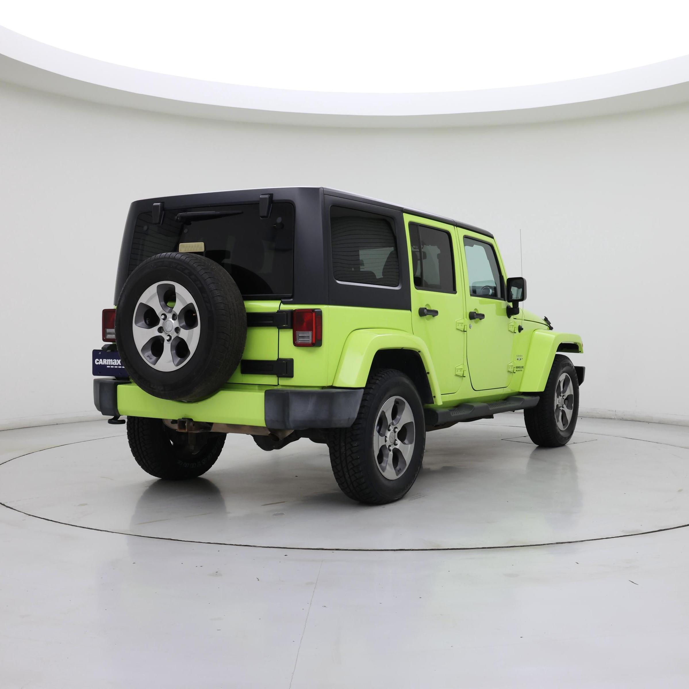 Thumbnail: 2017 Jeep Wrangler - 8