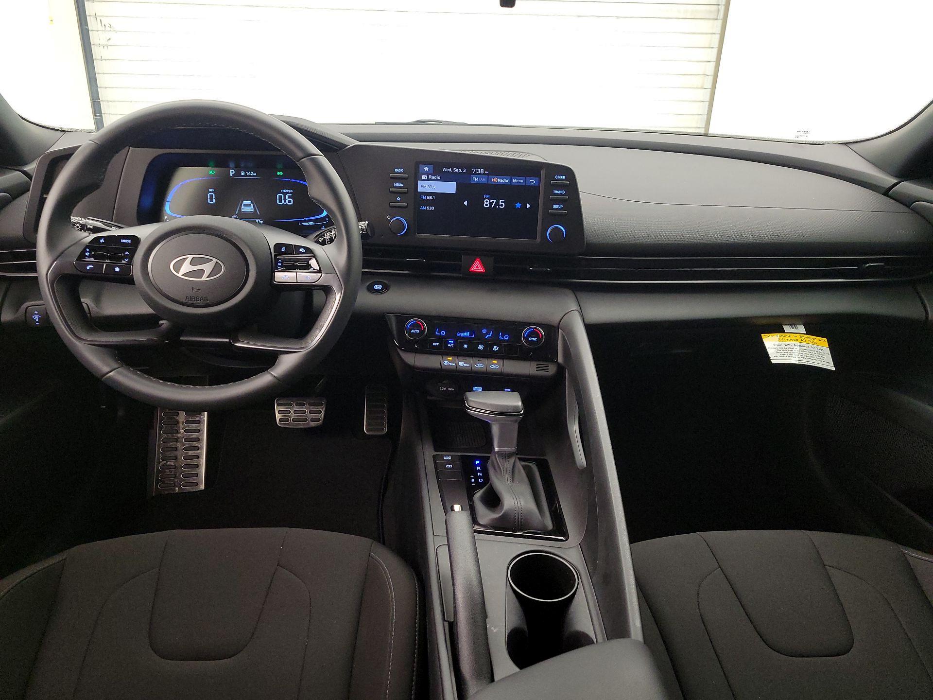 Thumbnail: 2025 Hyundai Elantra - 9